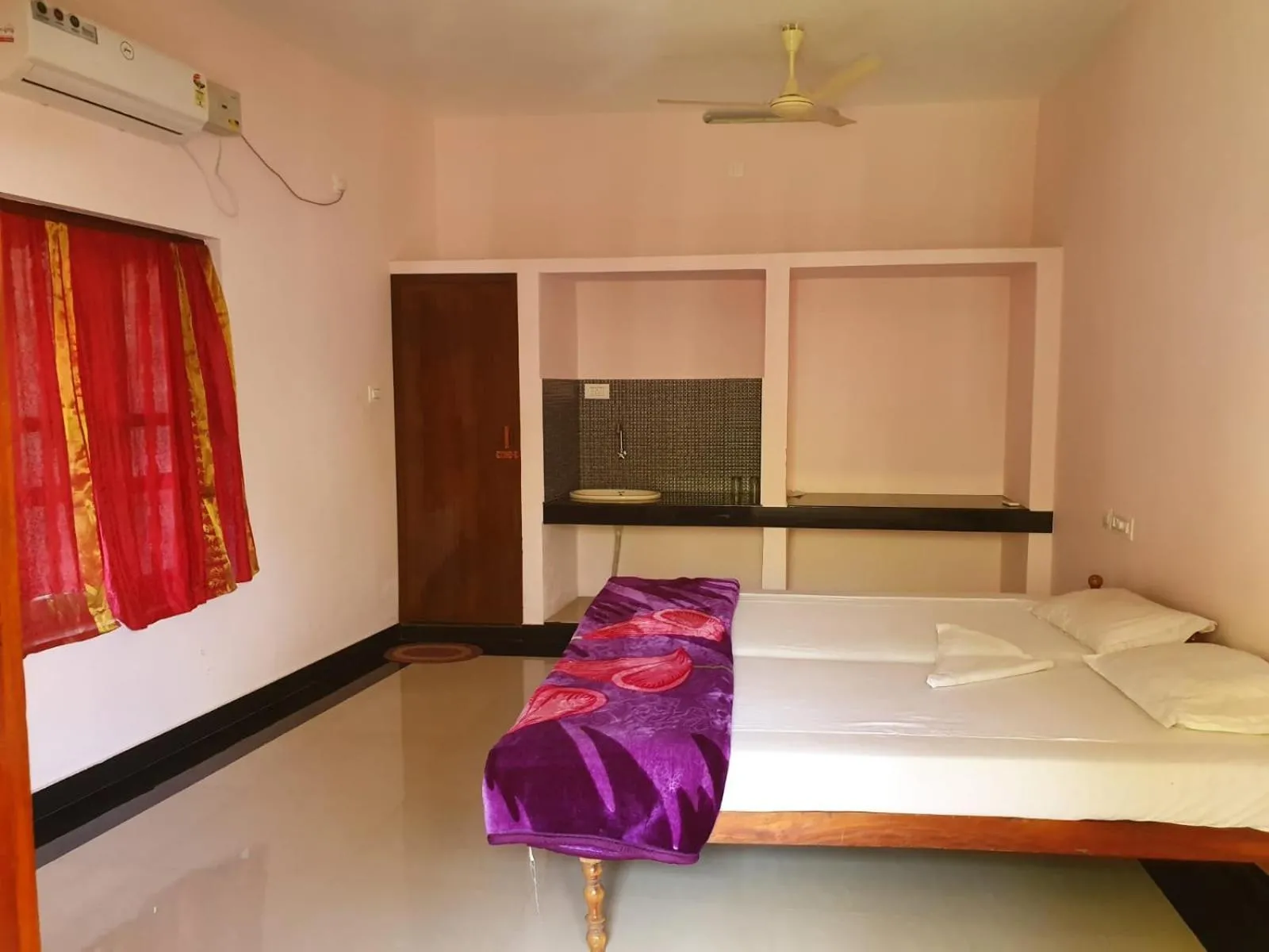Budget Double Room - single occupancy in Thriphala Ayurveda Yogashram