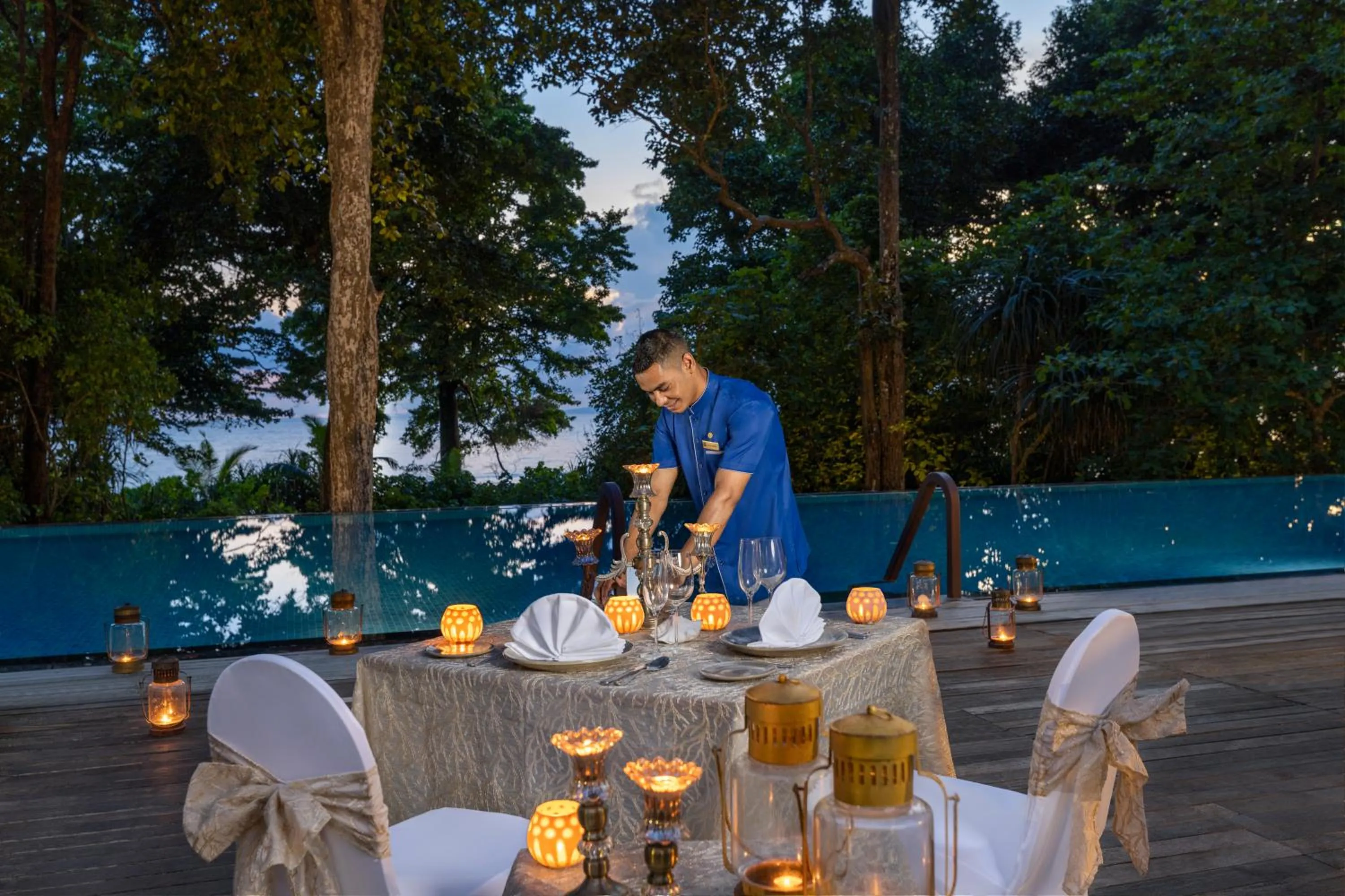 Food and drinks in Taj Exotica Resort & Spa, Andamans