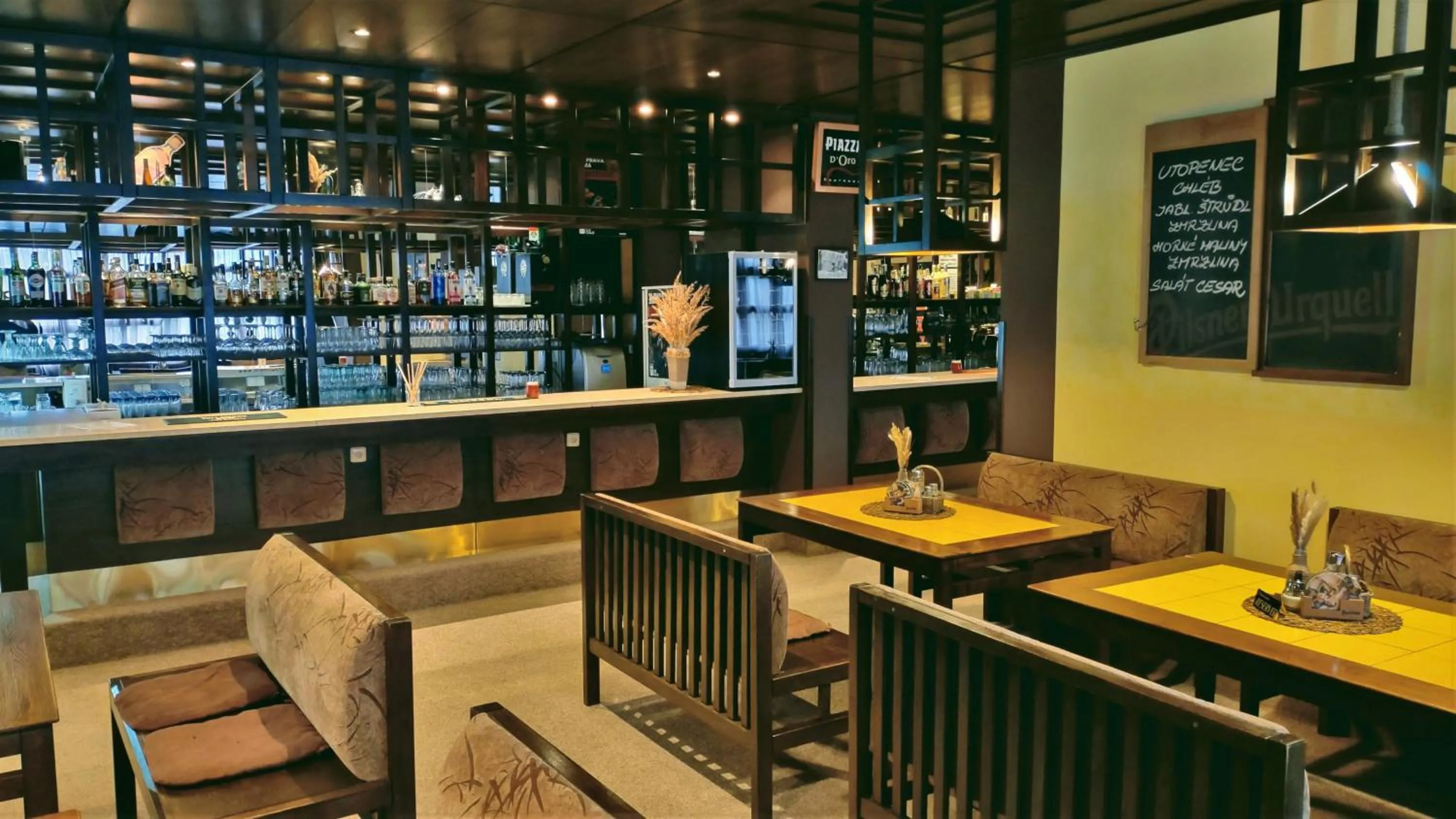 Restaurant/places to eat in Sporthotel Bohemia