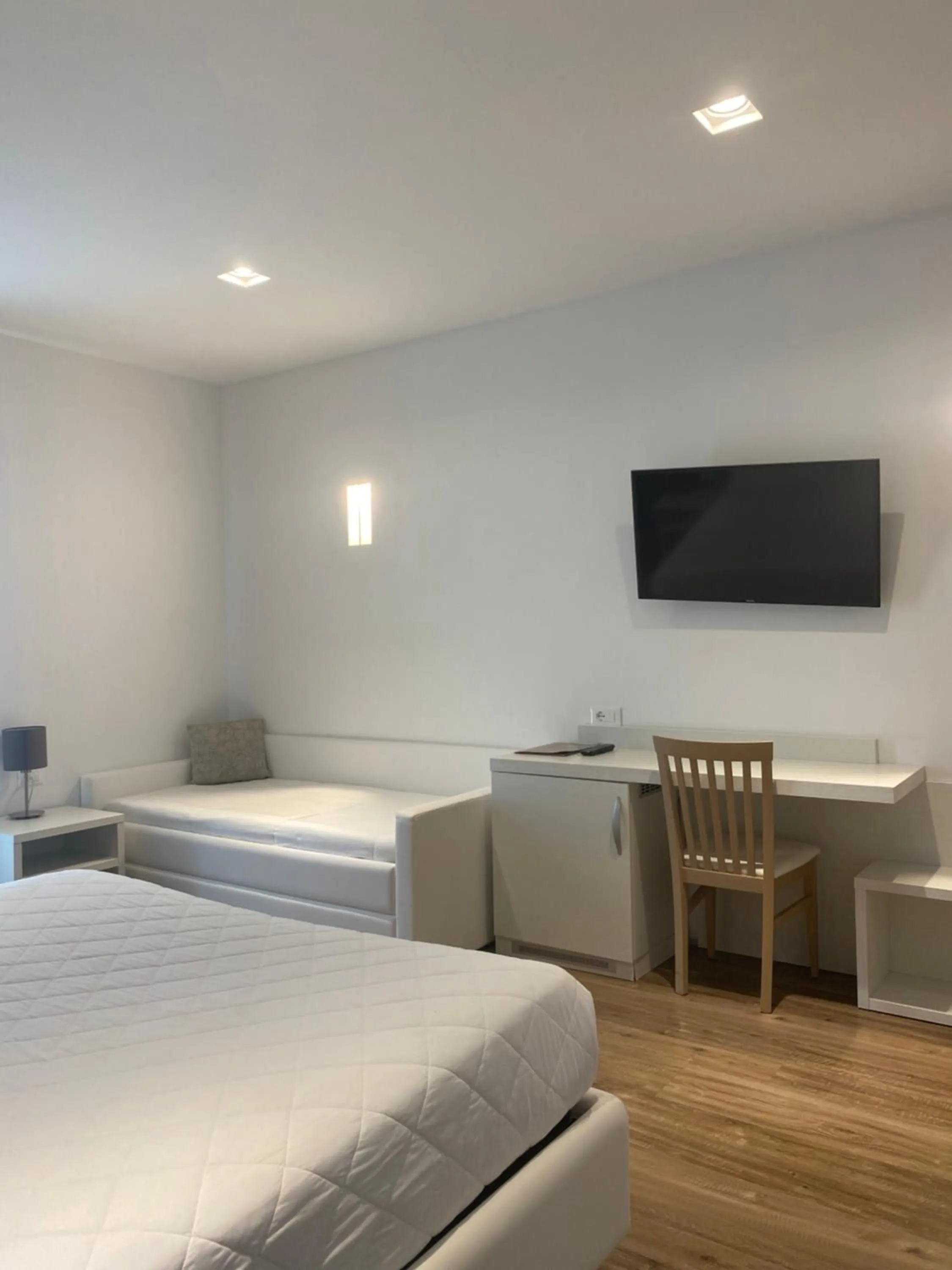 bunk bed, Bed in Hotel Columbia & Ninfea