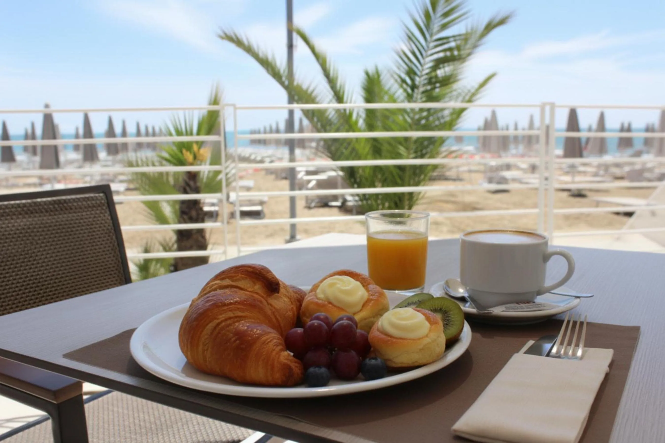 Continental breakfast in Hotel Columbia & Ninfea
