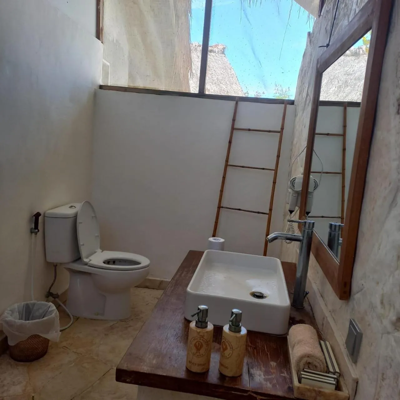 Rua Beach Resort Sumba