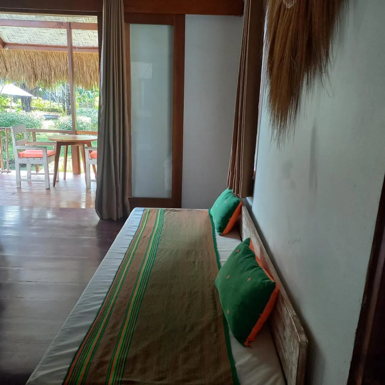 Bed in Rua Beach Resort Sumba