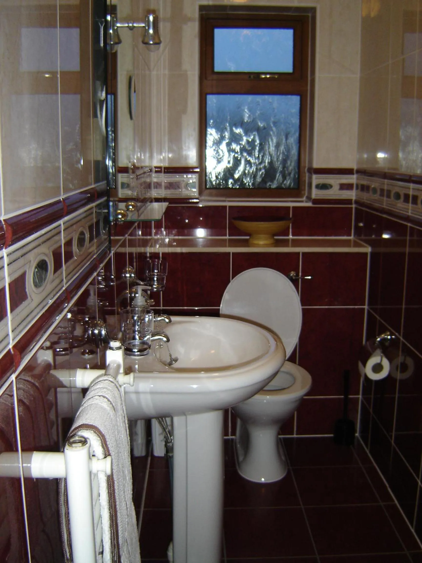 Bathroom in Alverna House B&B