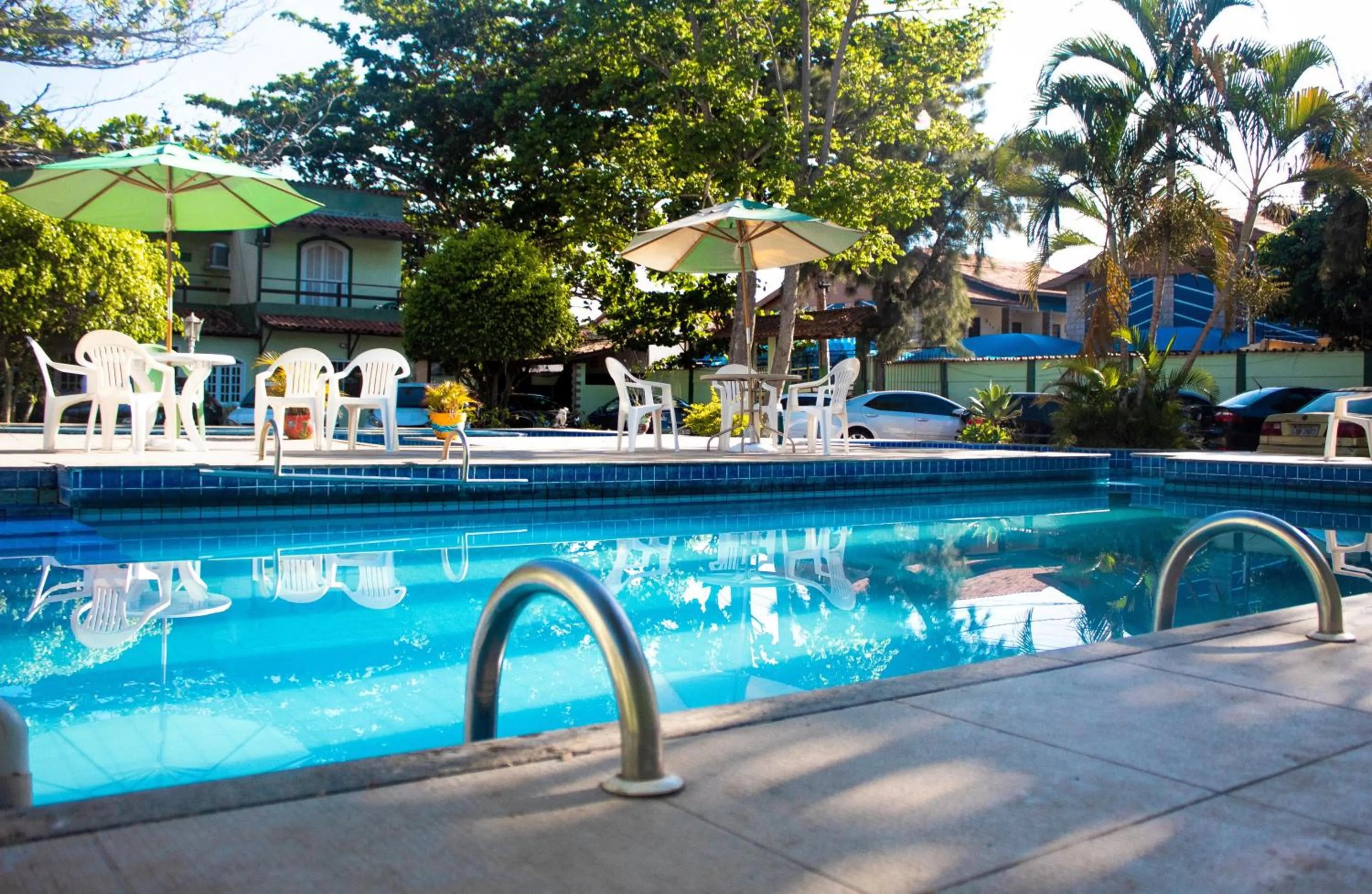 Swimming pool in OYO Pousada Recanto Shangrilá, Cabo Frio