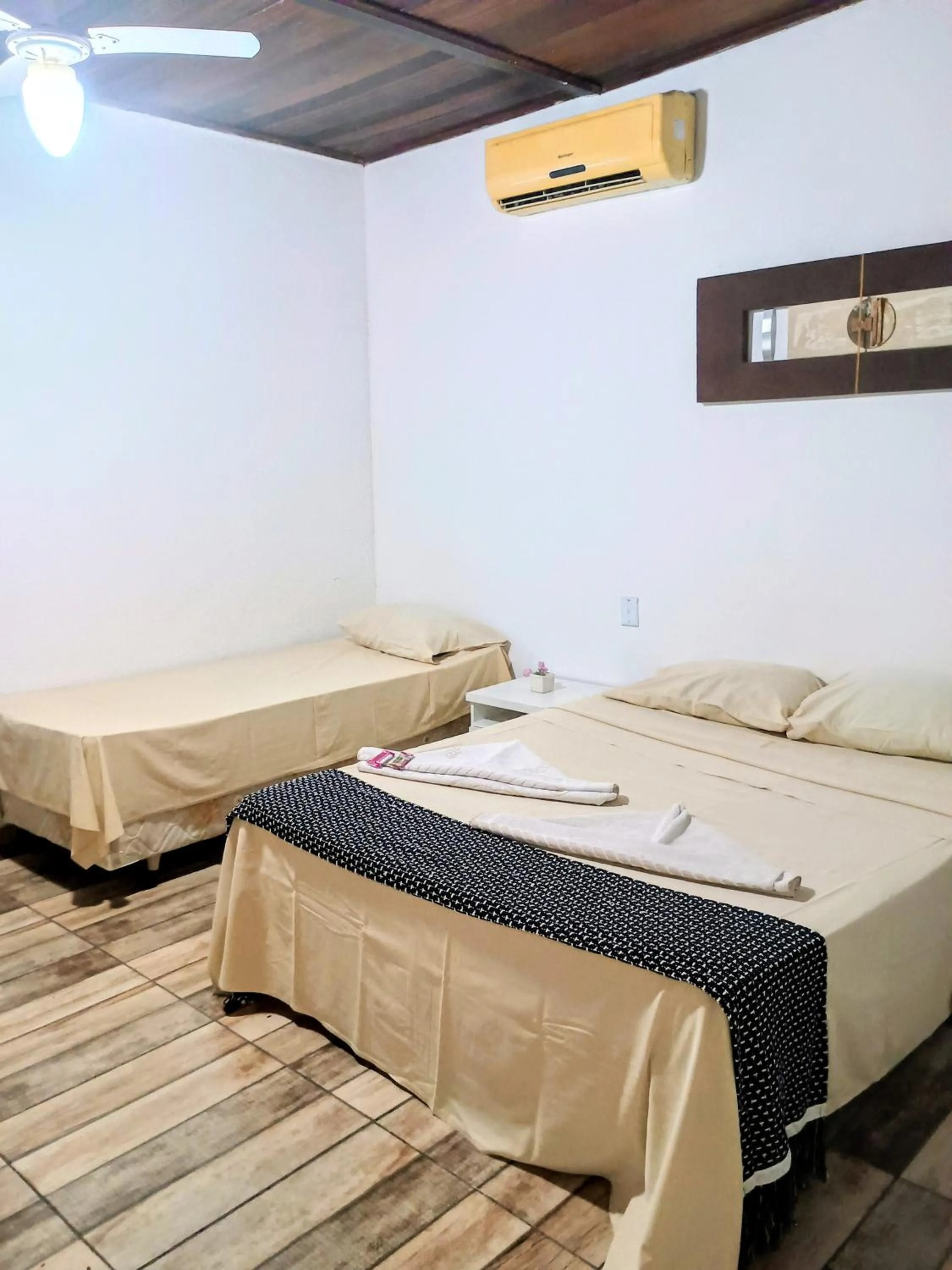 Bed in OYO Pousada Recanto Shangrilá, Cabo Frio