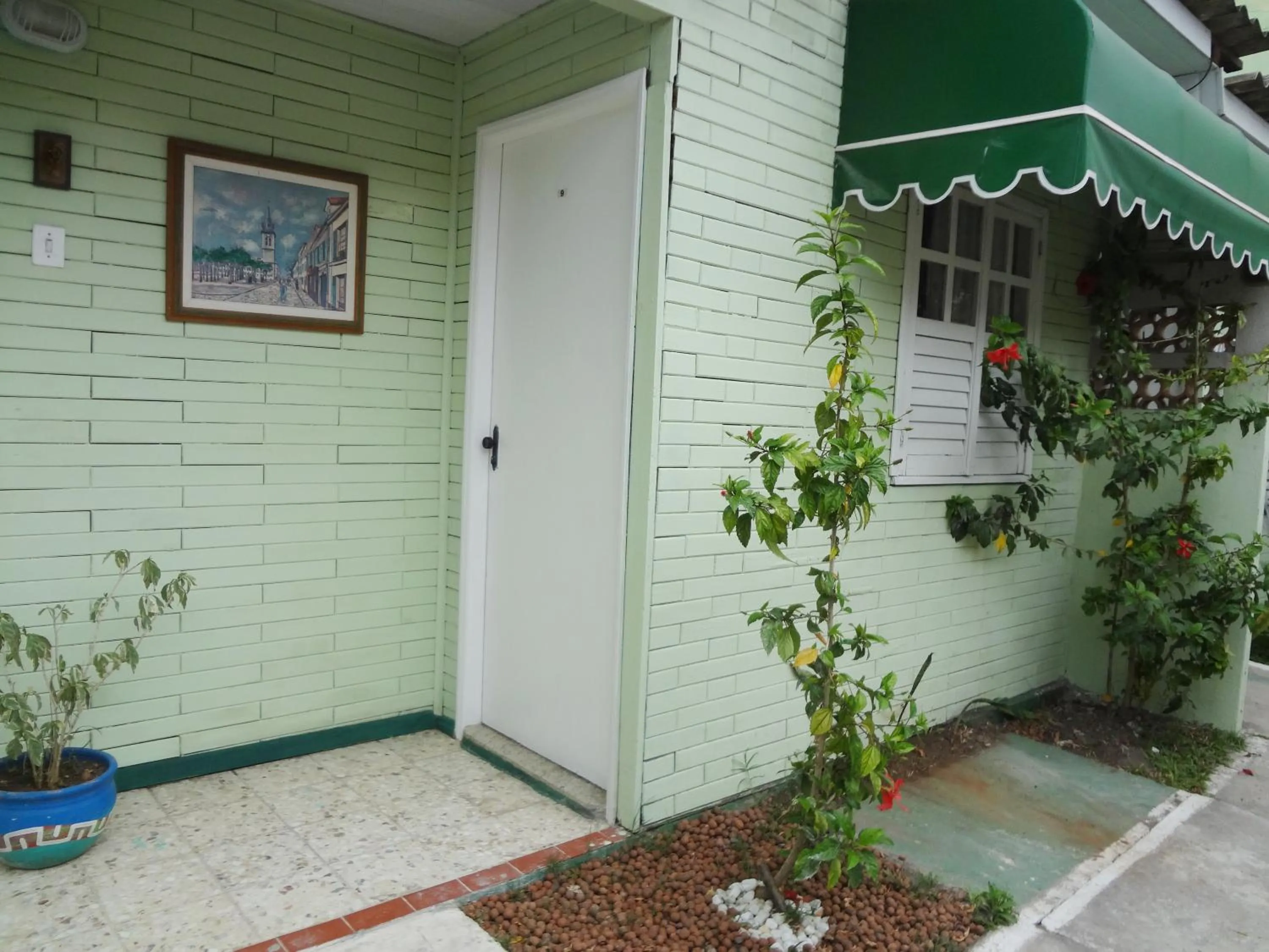 Property building in OYO Pousada Recanto Shangrilá, Cabo Frio