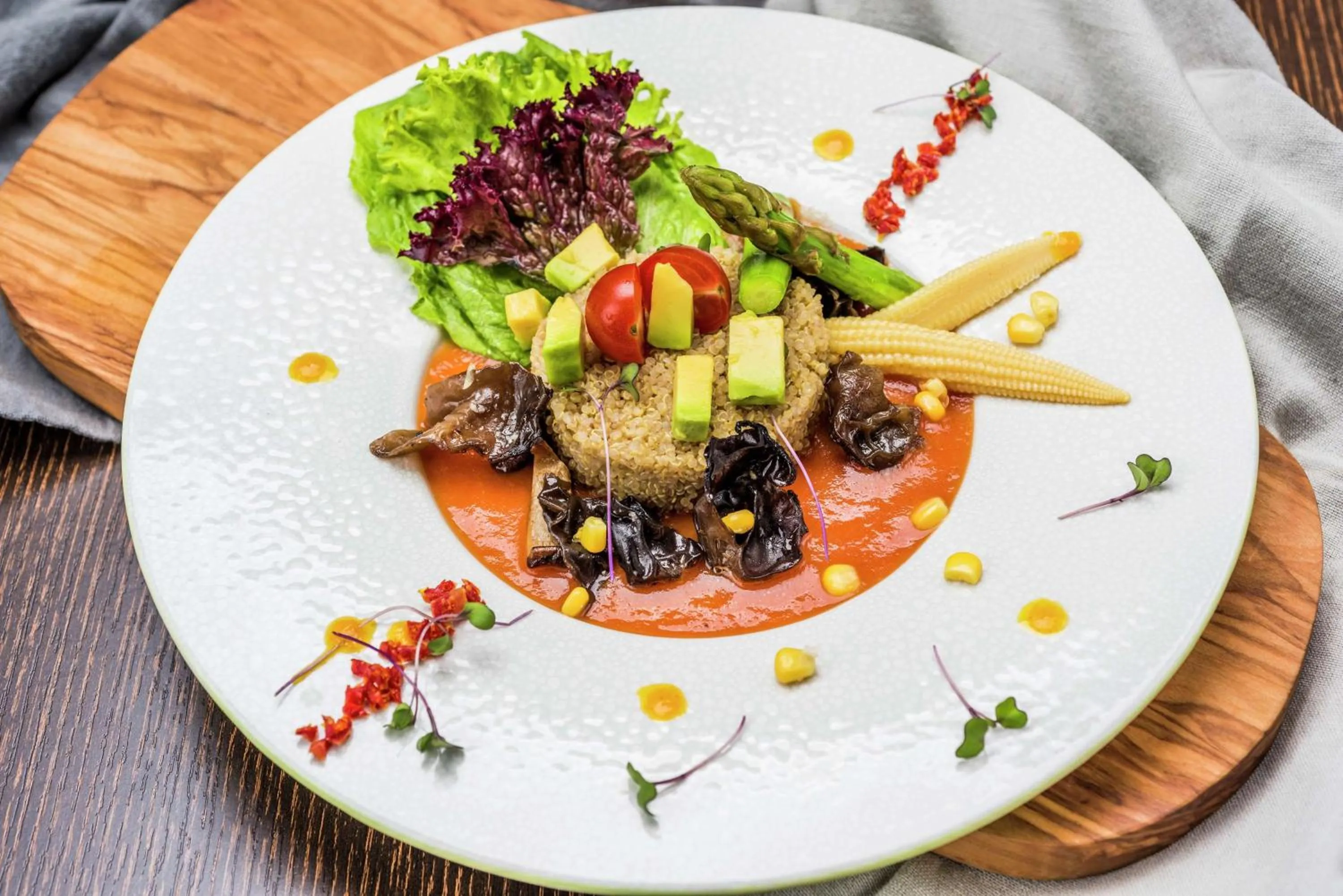 Restaurant/places to eat in Embassy Suites by Hilton Bogotá - Rosales