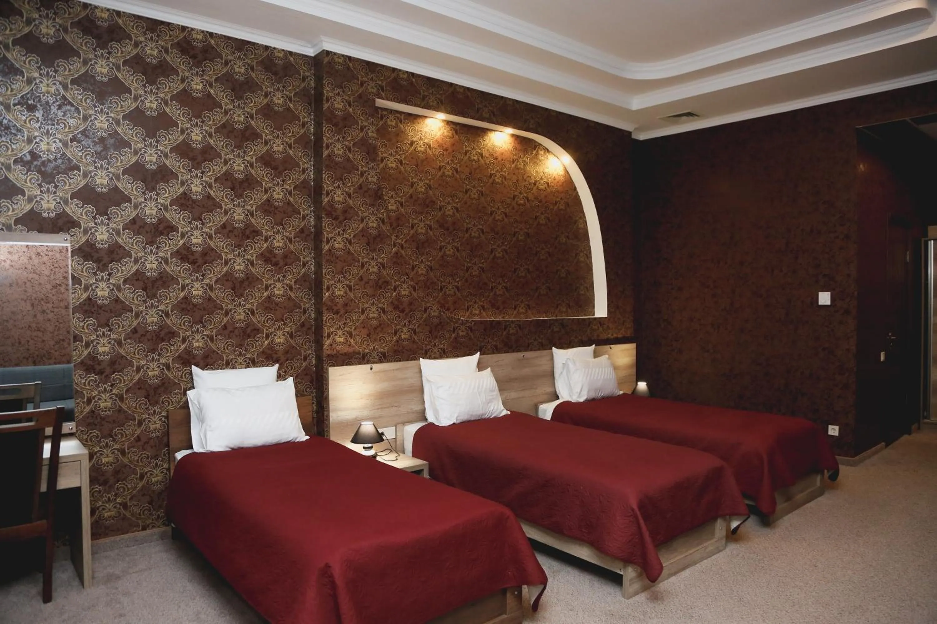 Bedroom, Bed in Hotel King David The Builder