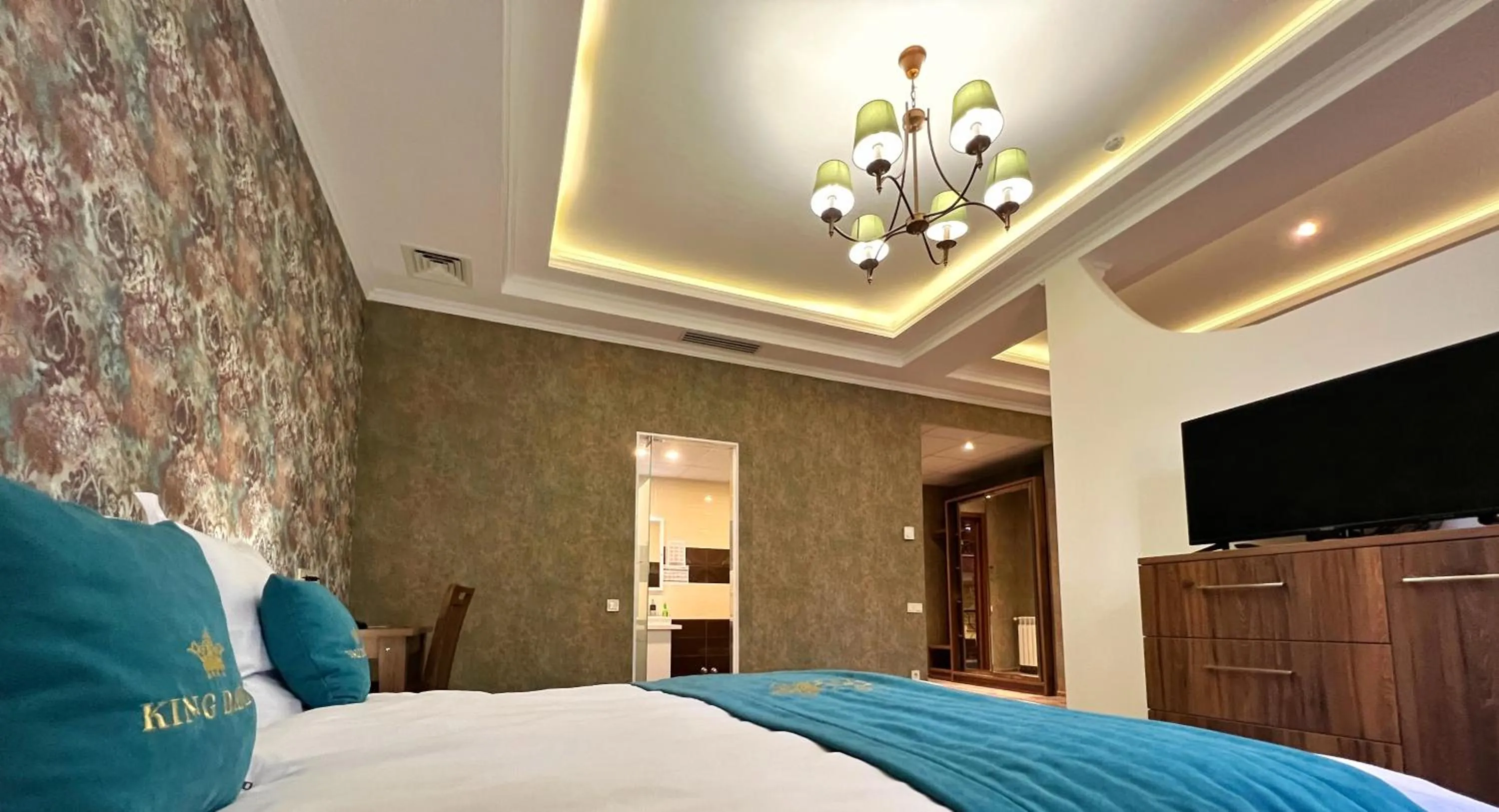 Bed in Hotel King David The Builder