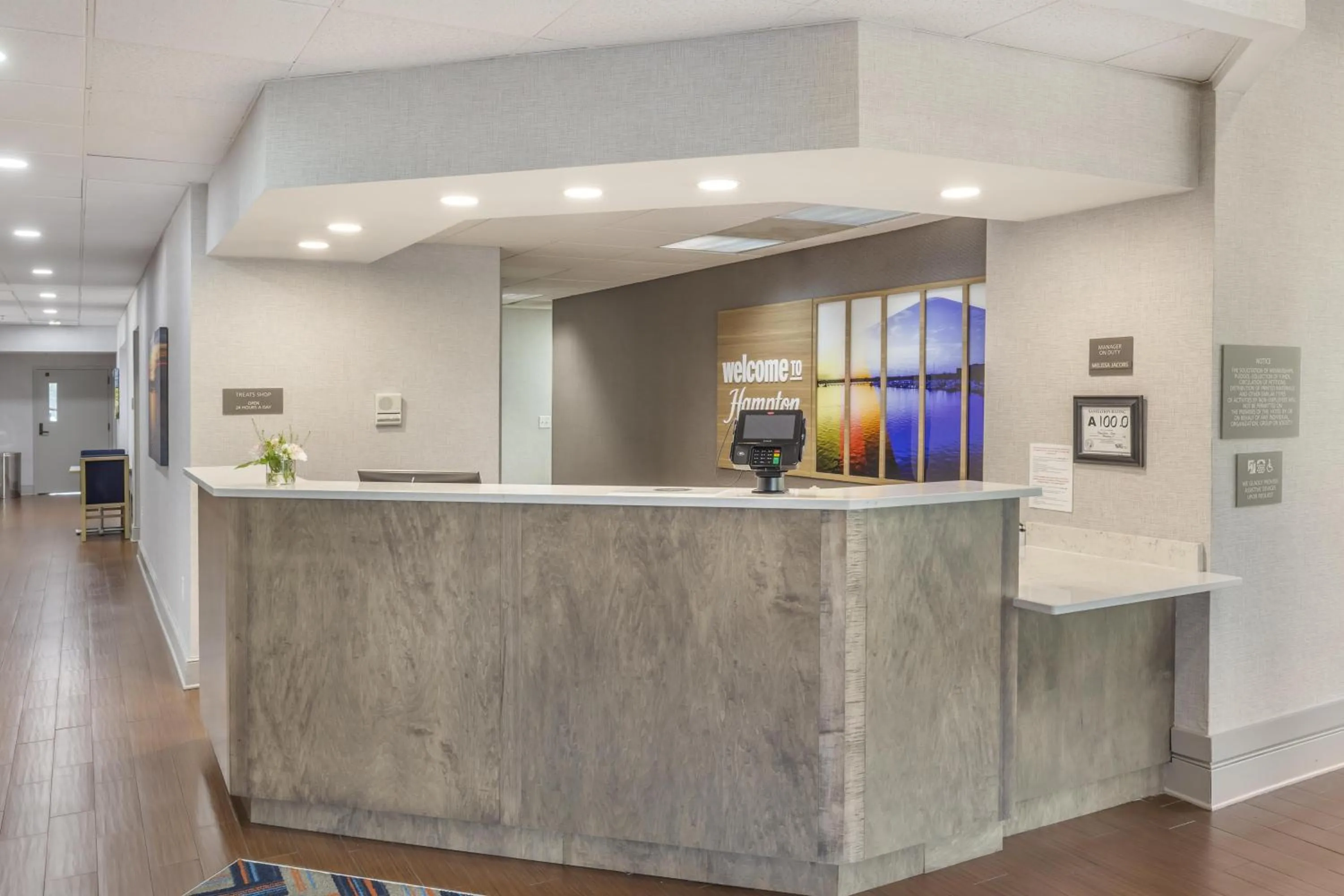 Lobby or reception in Hampton Inn New Bern