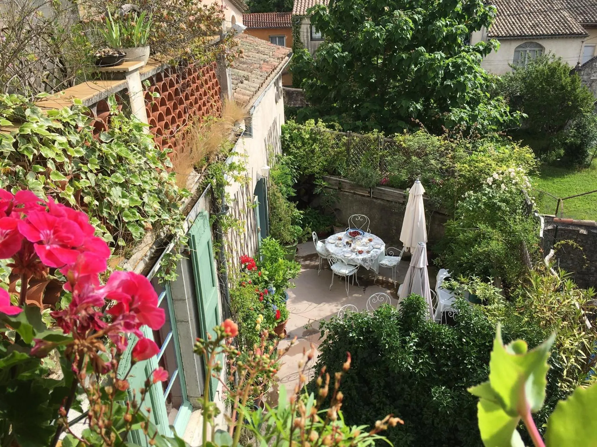 Patio in Les Asphodèles Amélie
