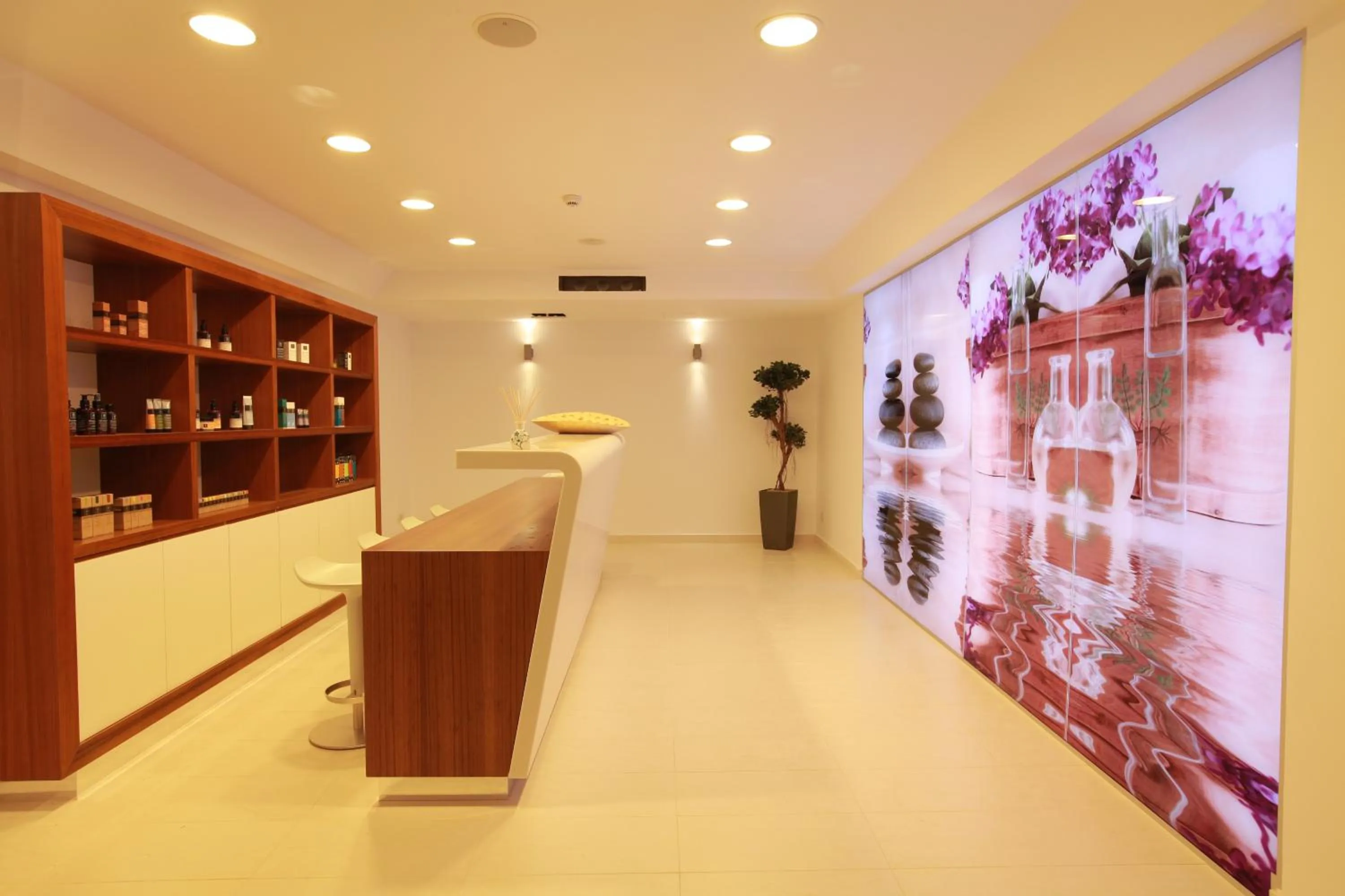 Area and facilities in Alimounda Mare Hotel