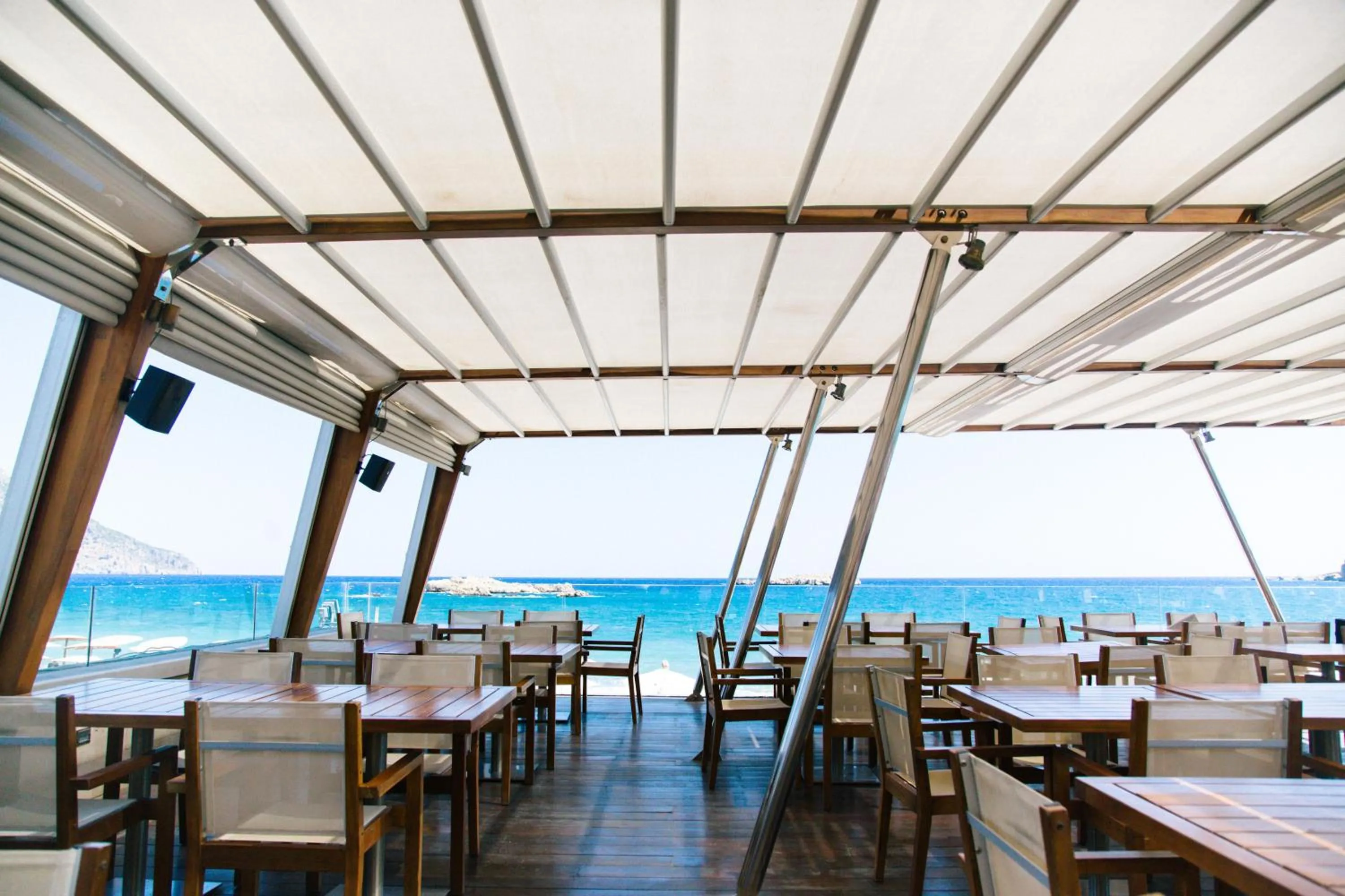 Restaurant/places to eat in Alimounda Mare Hotel