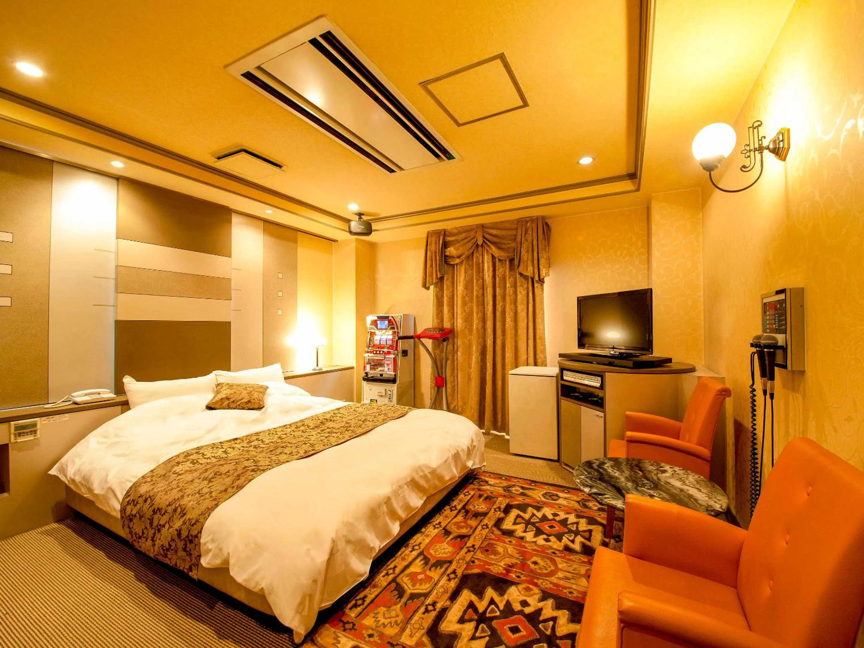 Bed in Saint martin (Adult Only)