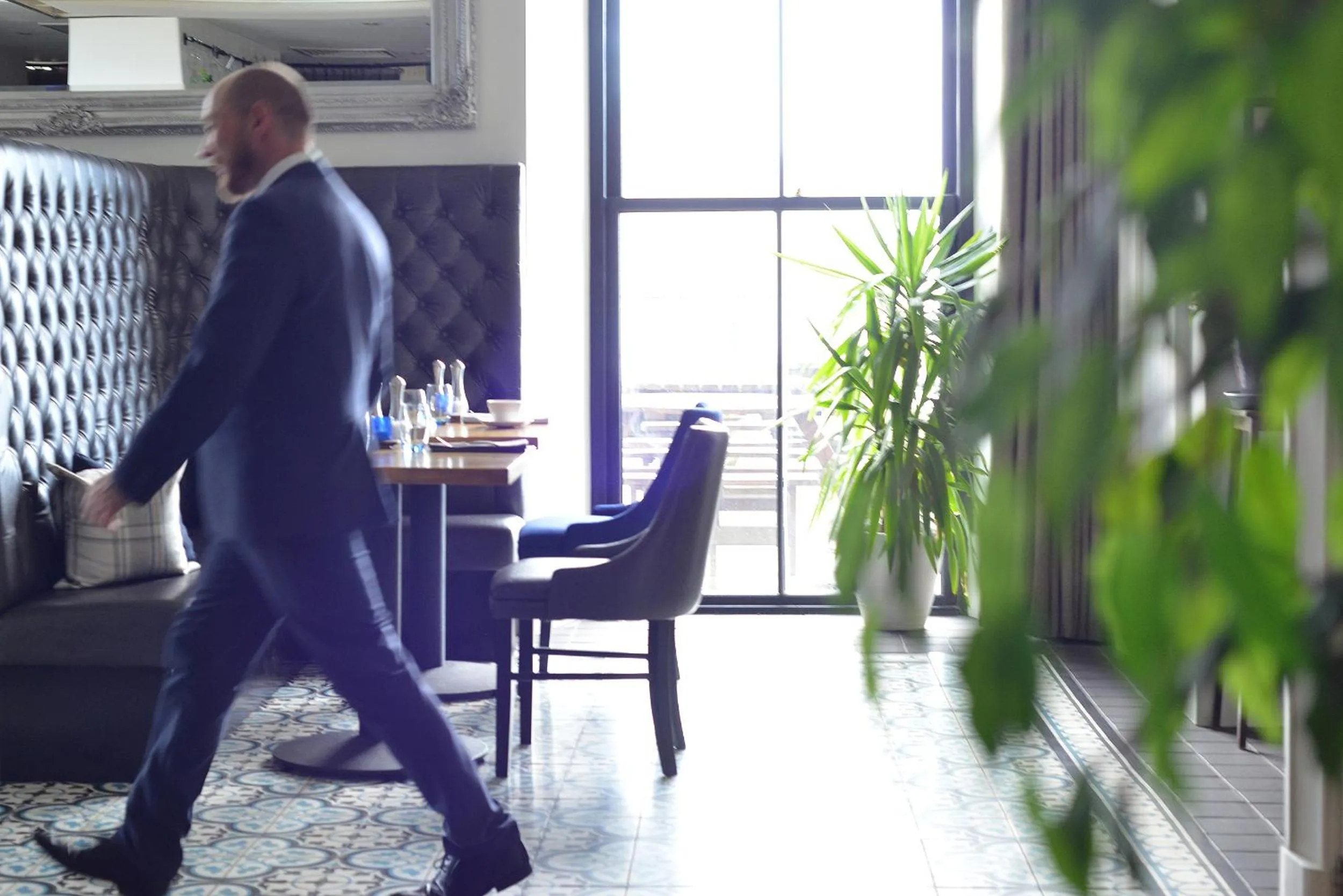 Restaurant/places to eat in The Douglas Hotel