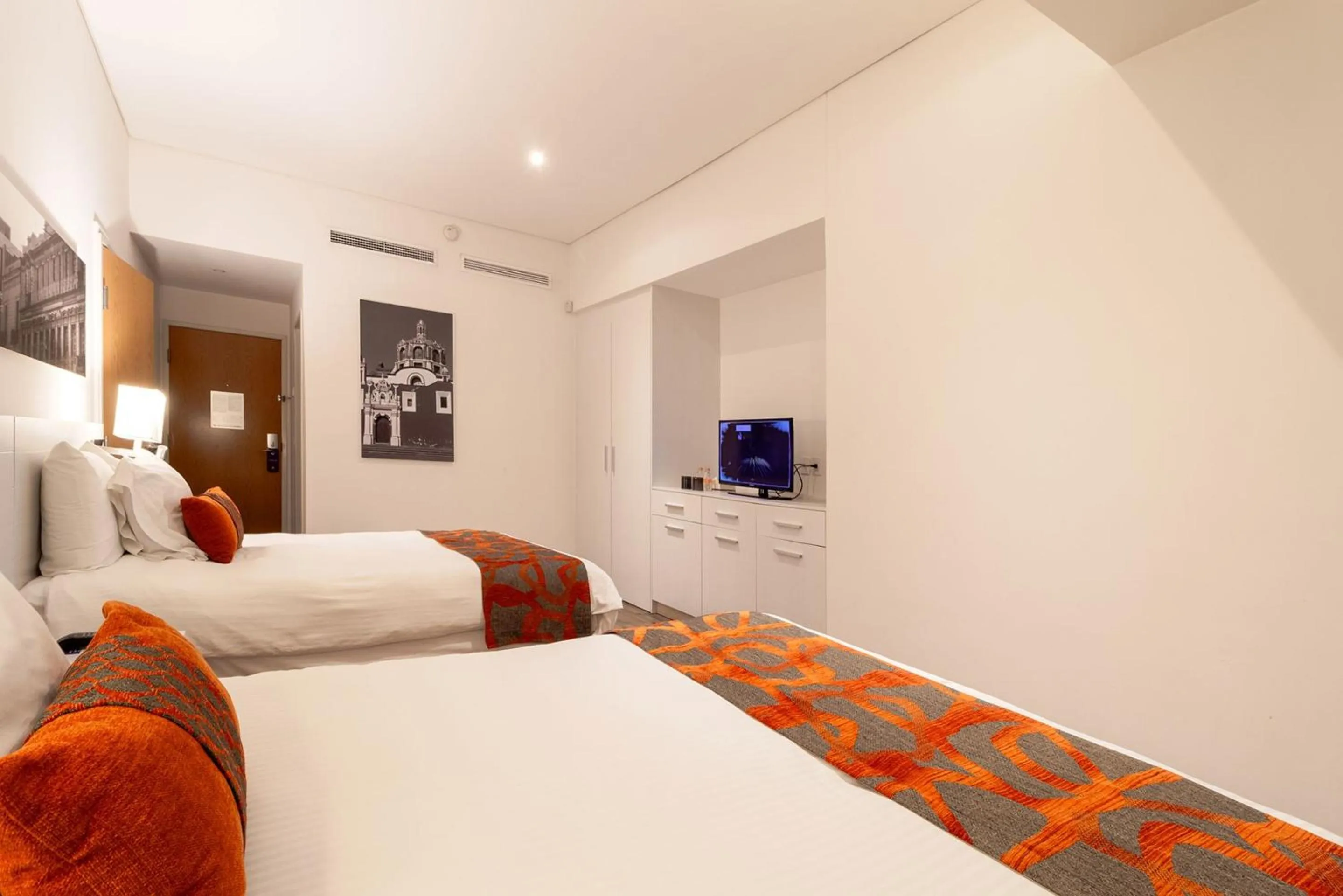 Photo of the whole room, Bed in Camino Real Puebla Angelopolis