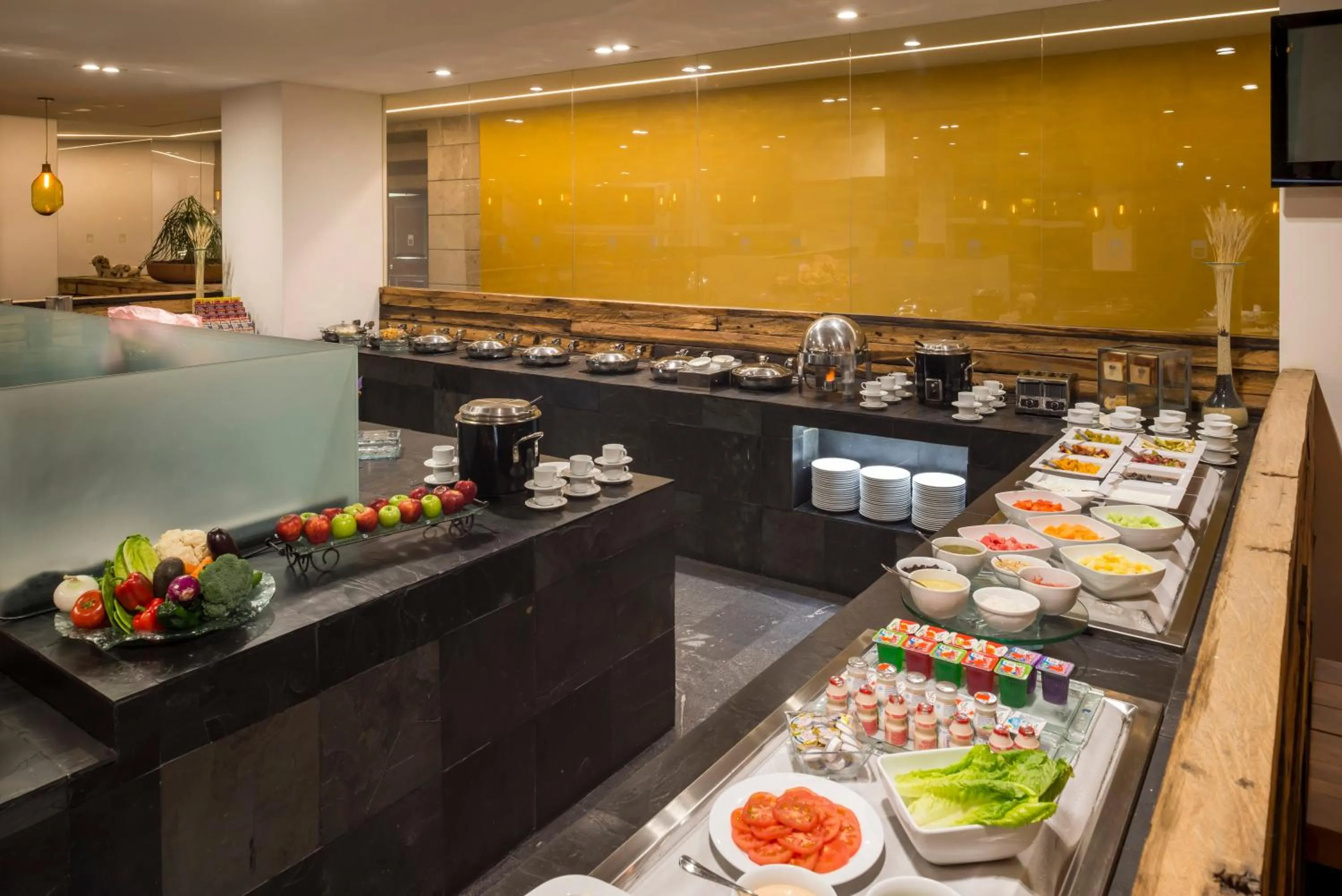 Restaurant/places to eat in Camino Real Puebla Angelopolis