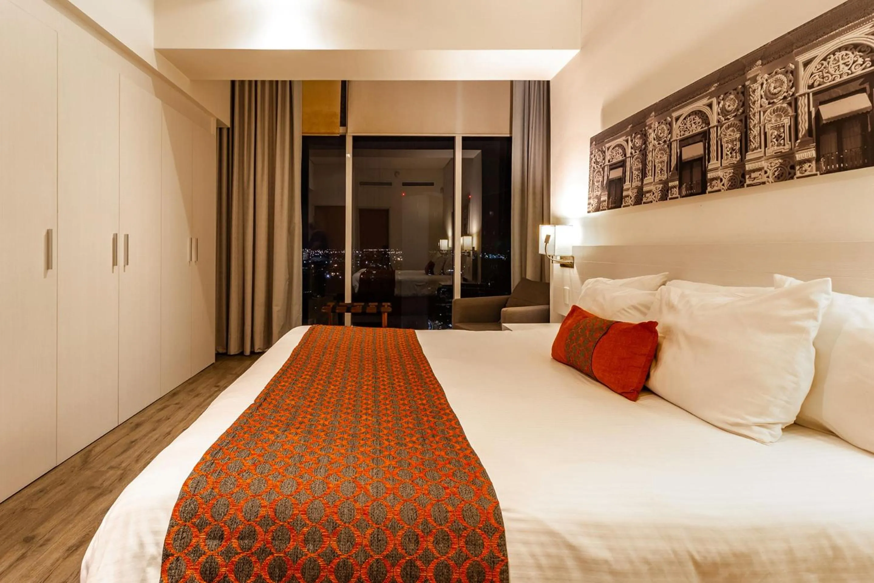 Photo of the whole room, Bed in Camino Real Puebla Angelopolis