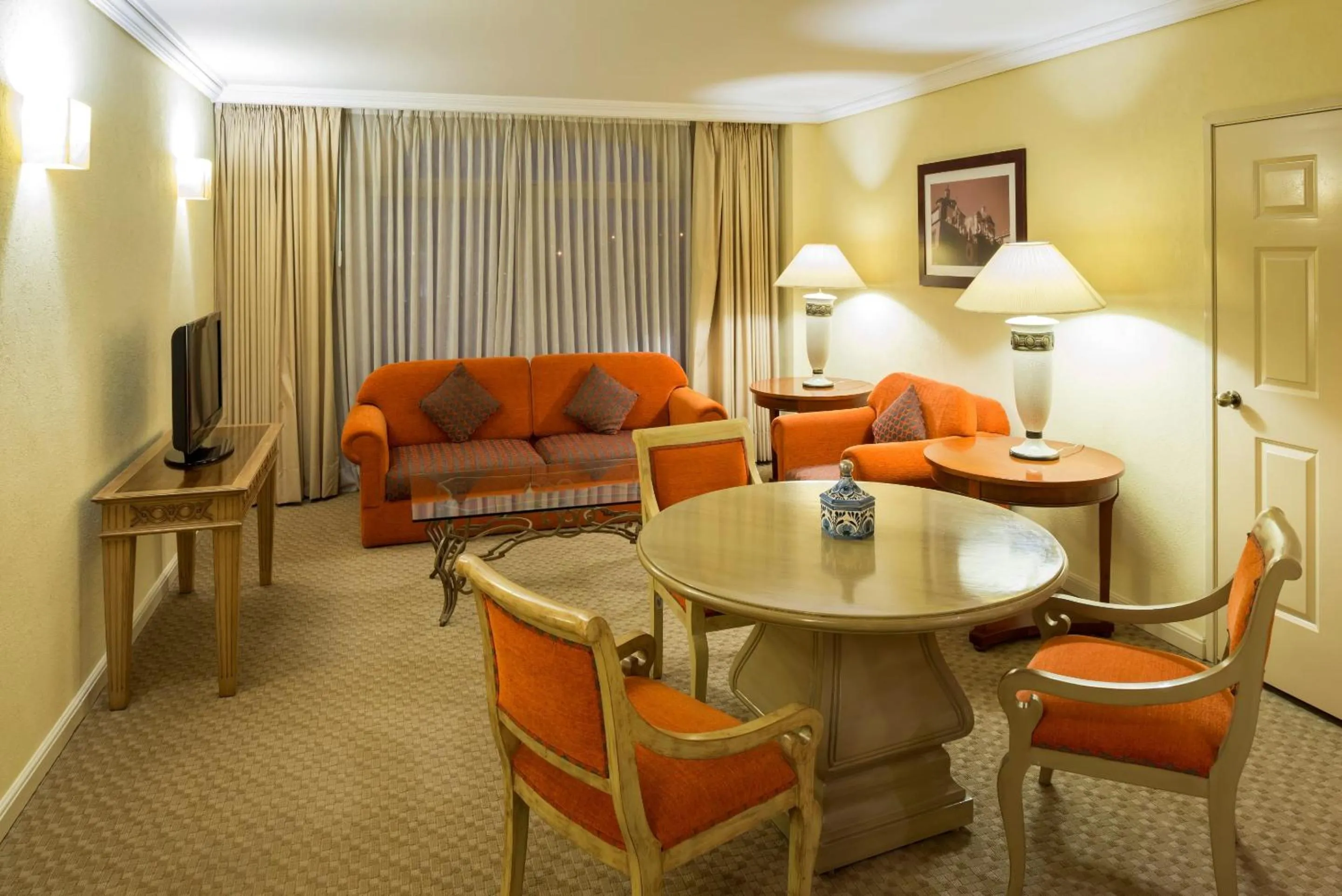 Photo of the whole room in Camino Real Puebla Angelopolis