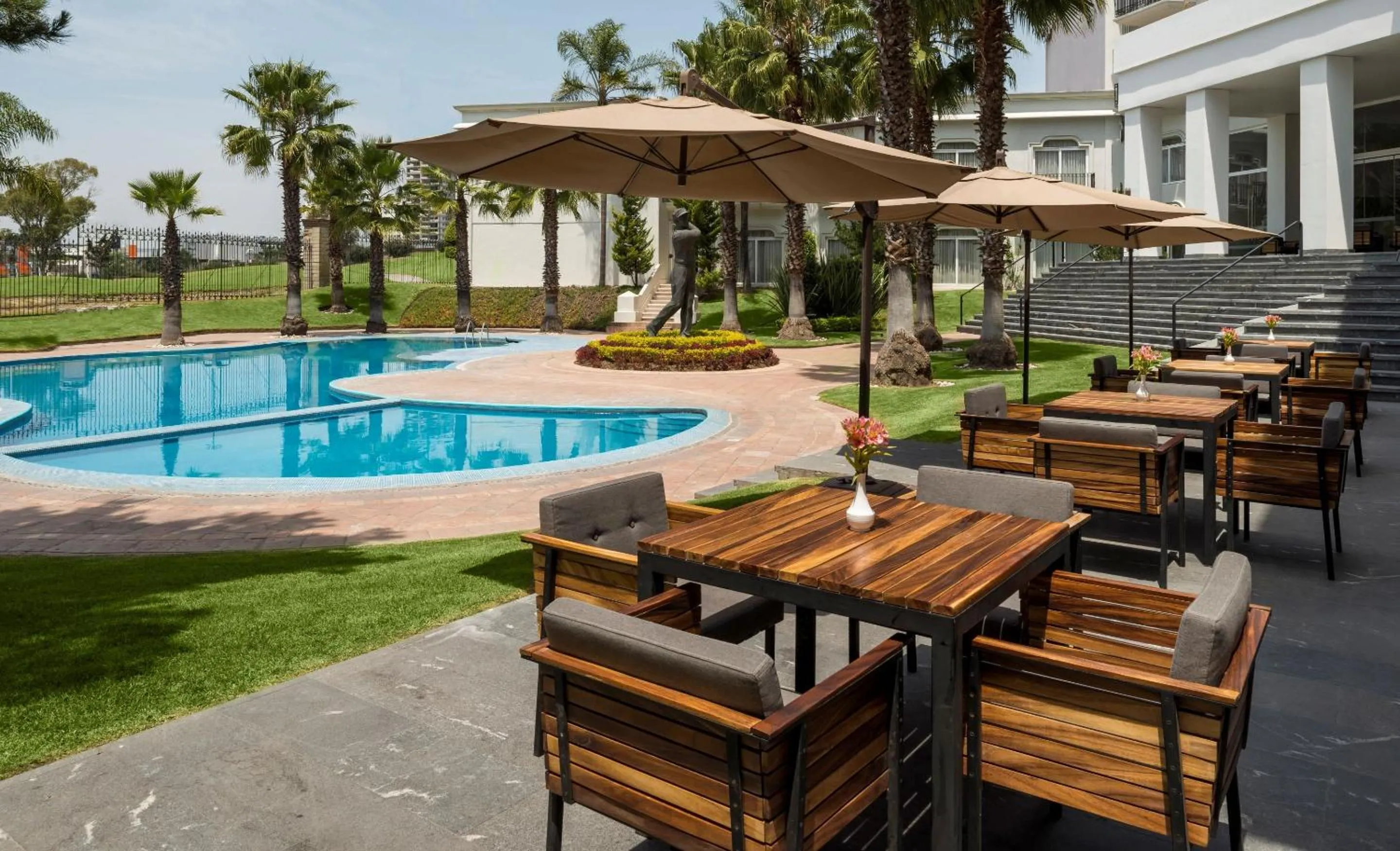 Swimming pool in Camino Real Puebla Angelopolis