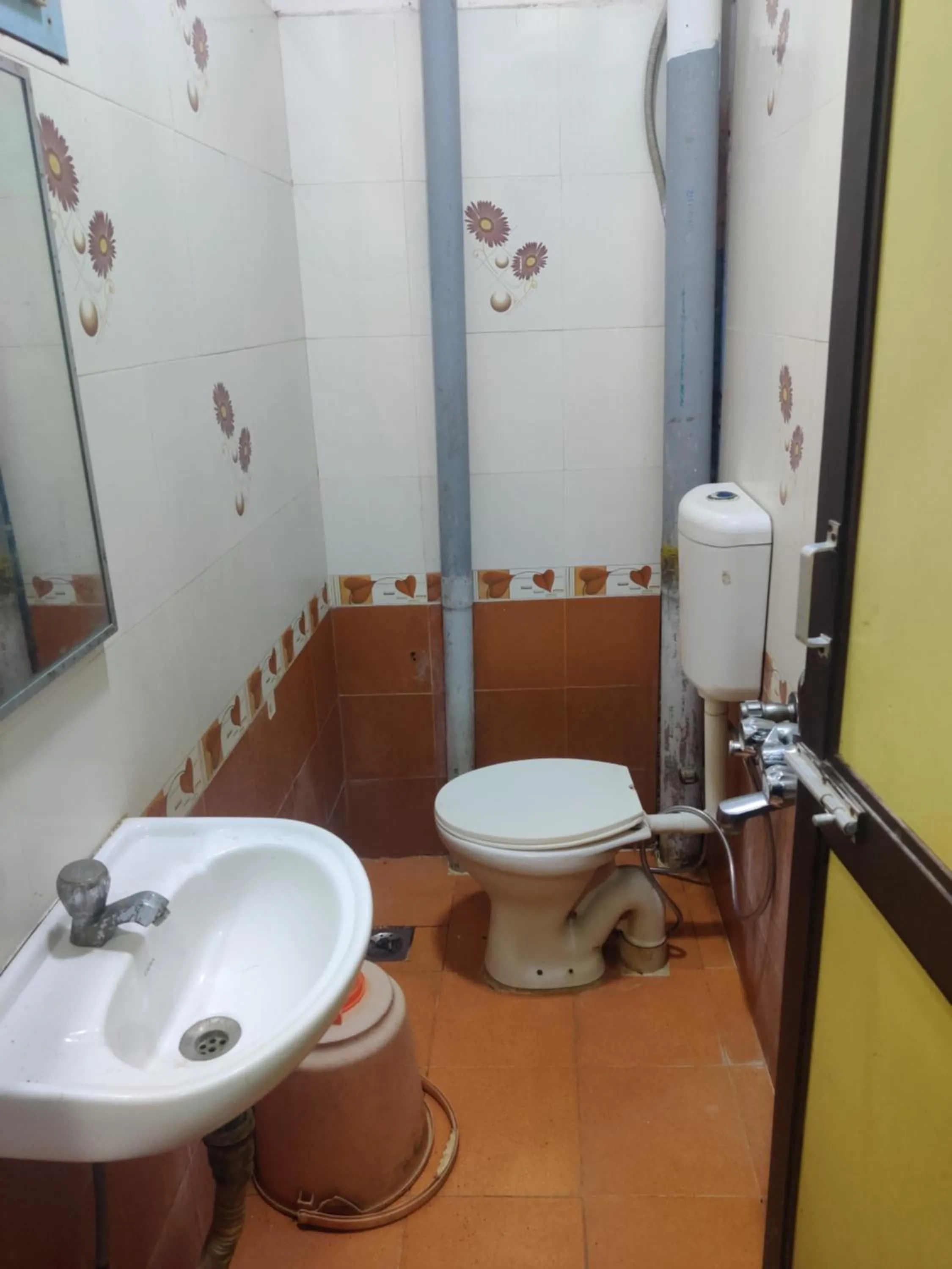 Hotel Sarada Nivas