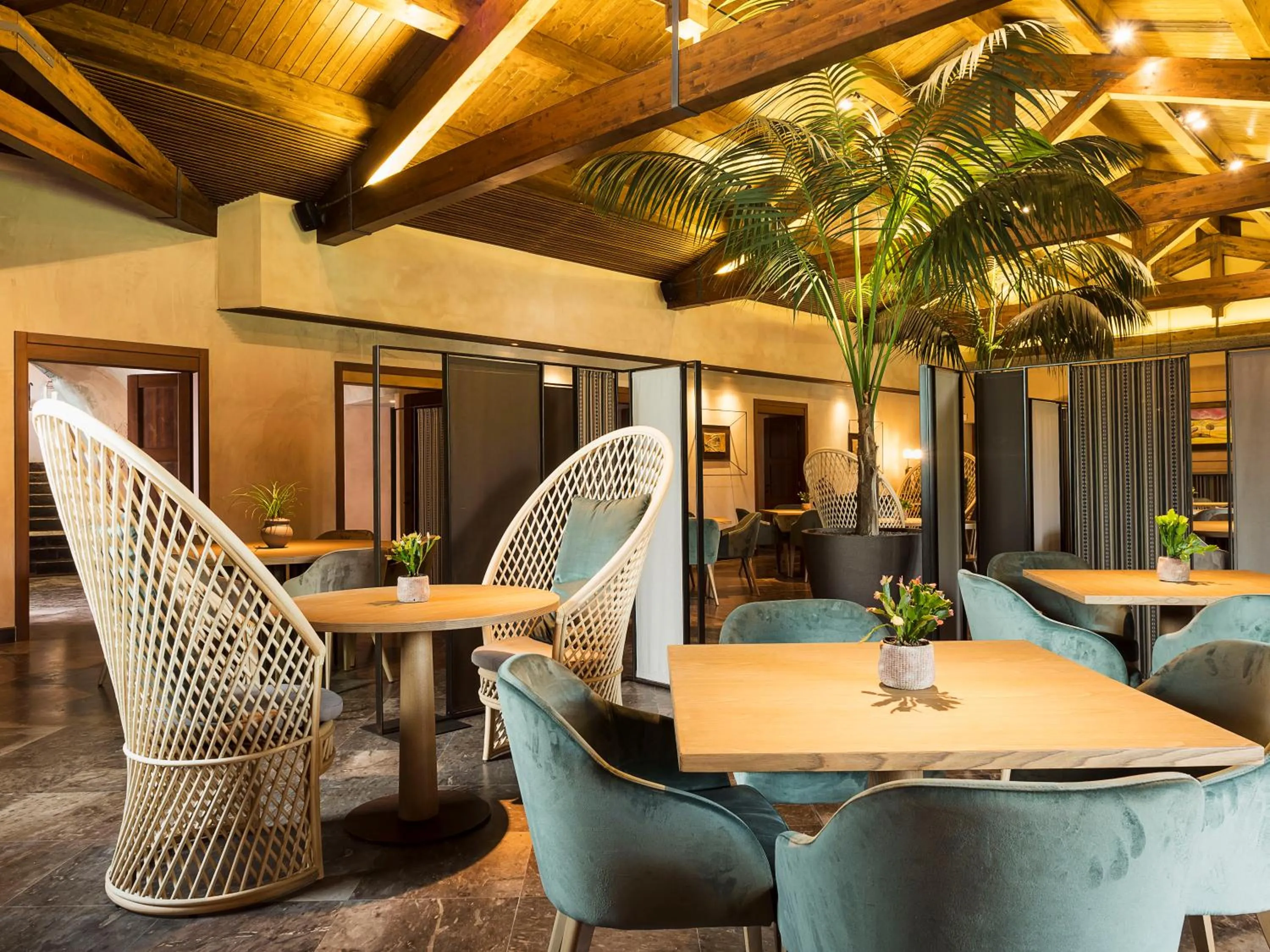 Restaurant/places to eat in Relais San Giuliano