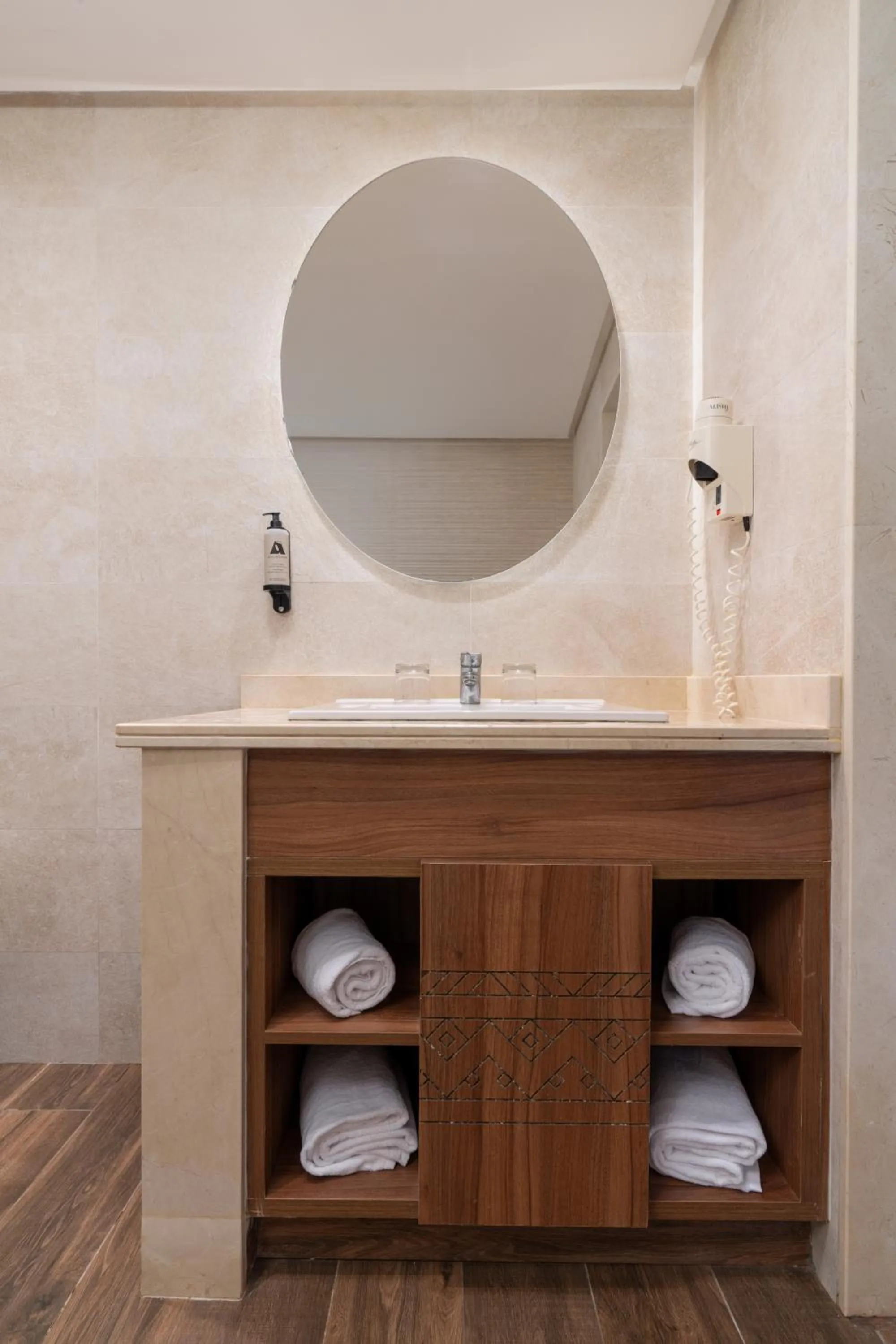Bathroom in Dunes d'Or Ocean Club