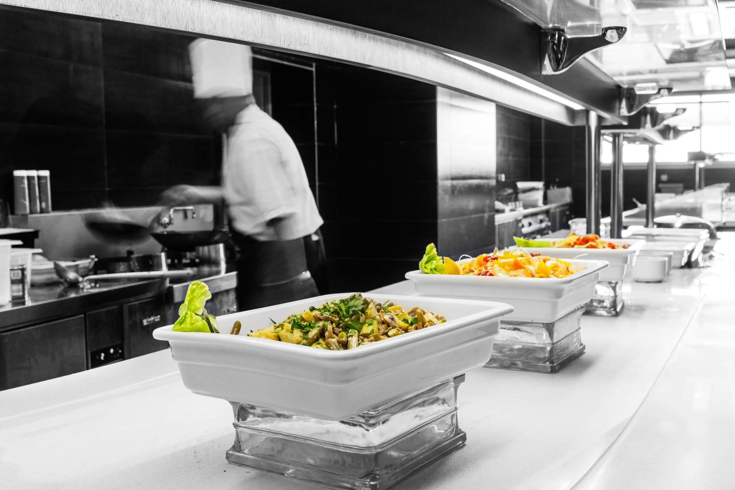 Food in Dunes d'Or Ocean Club