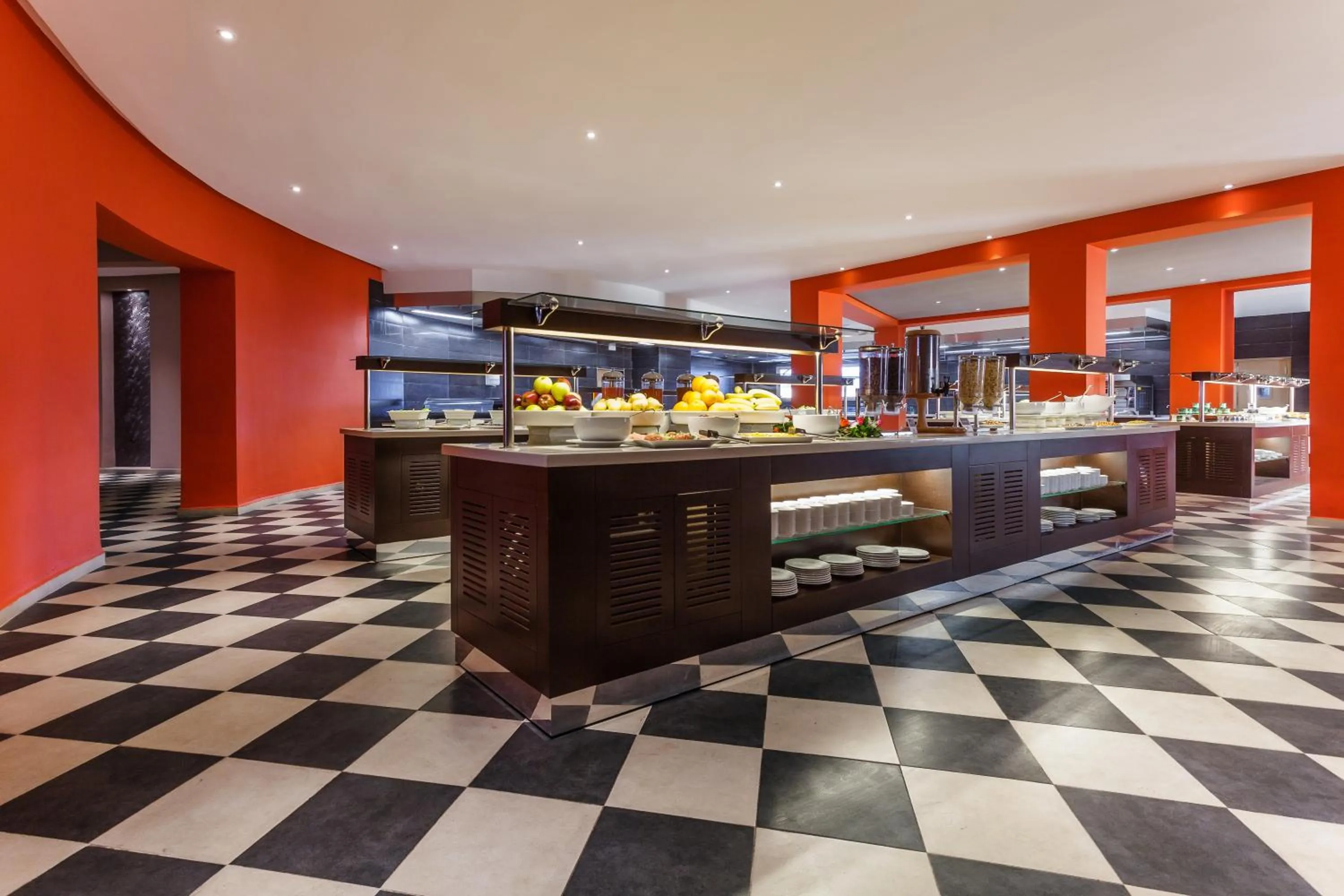 Food in Dunes d'Or Ocean Club