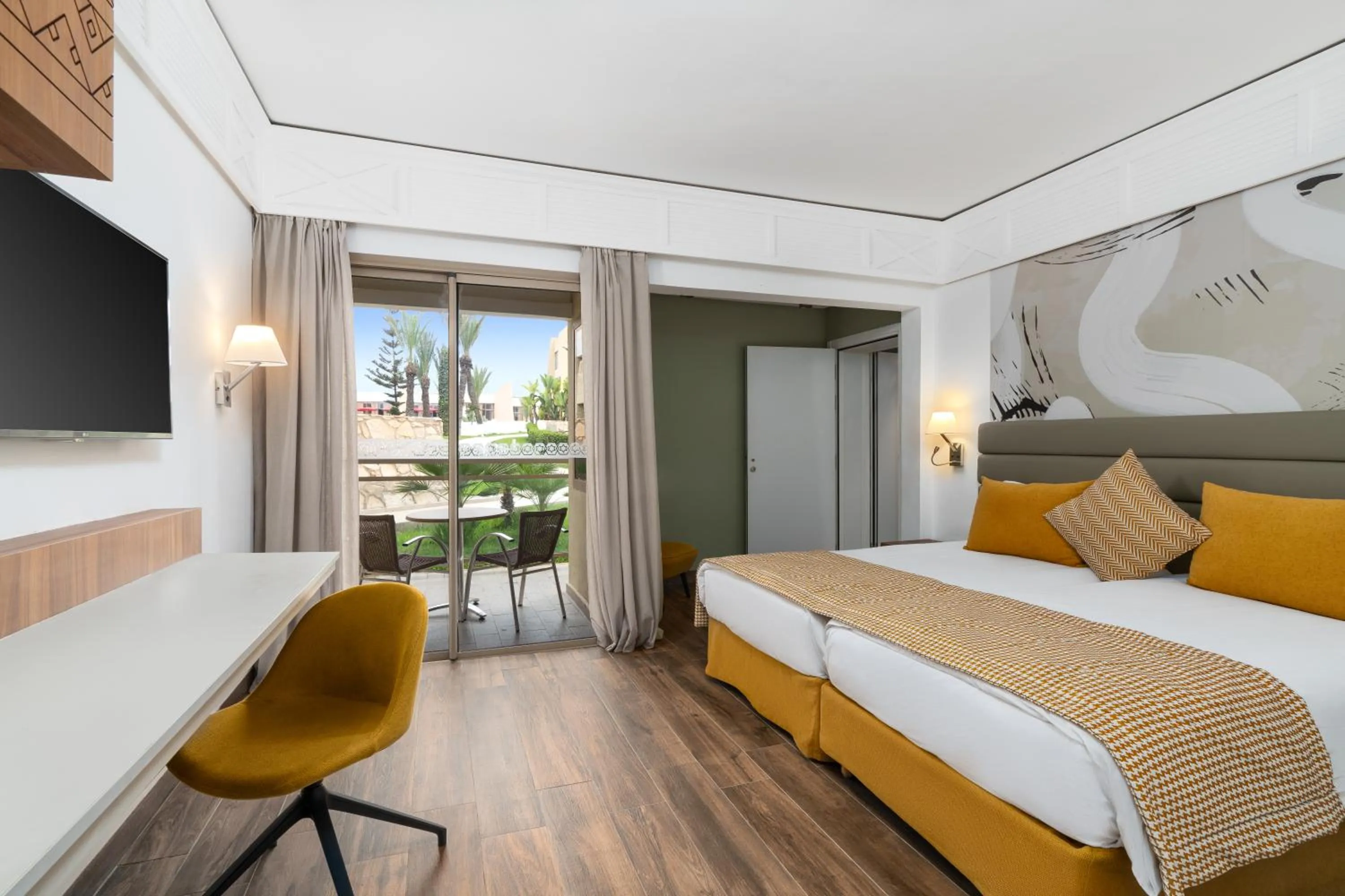 Bedroom, Bed in Dunes d'Or Ocean Club