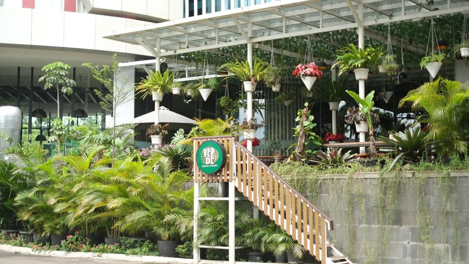 Balcony/Terrace in The Alana Hotel and Conference Sentul City by ASTON