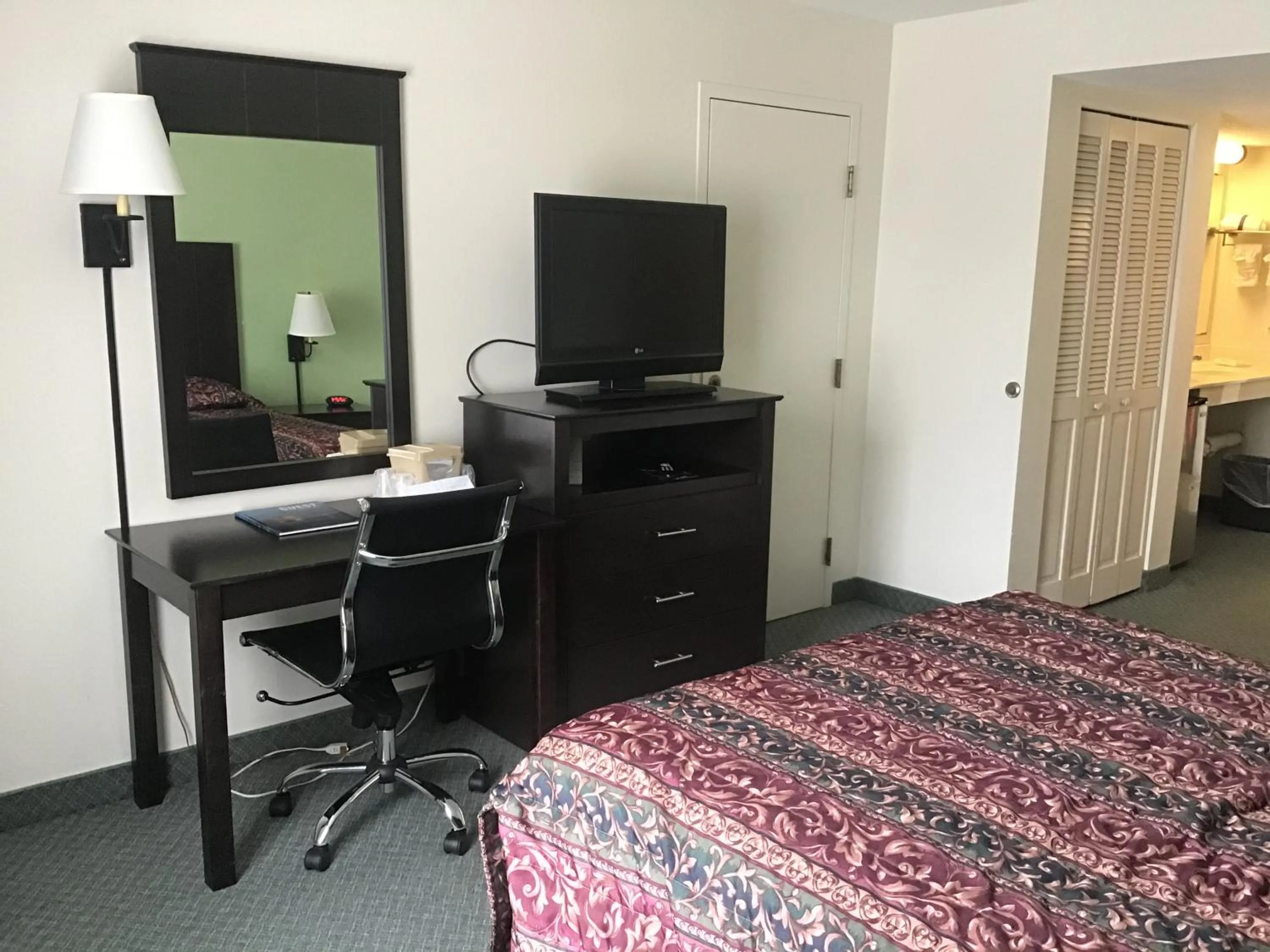 TV and multimedia, Bed in Anastasia Inn - Saint Augustine