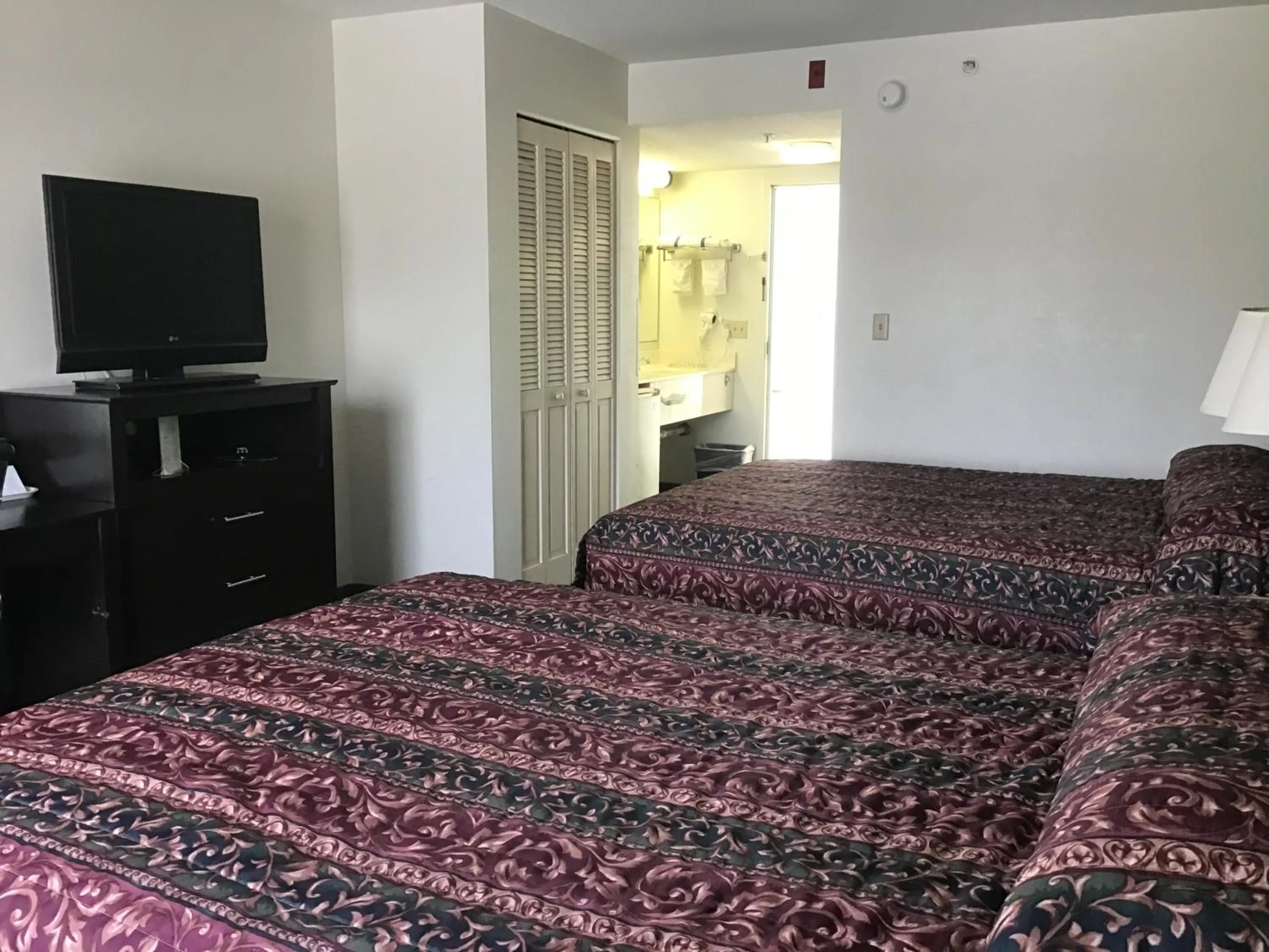 Bed in Anastasia Inn - Saint Augustine