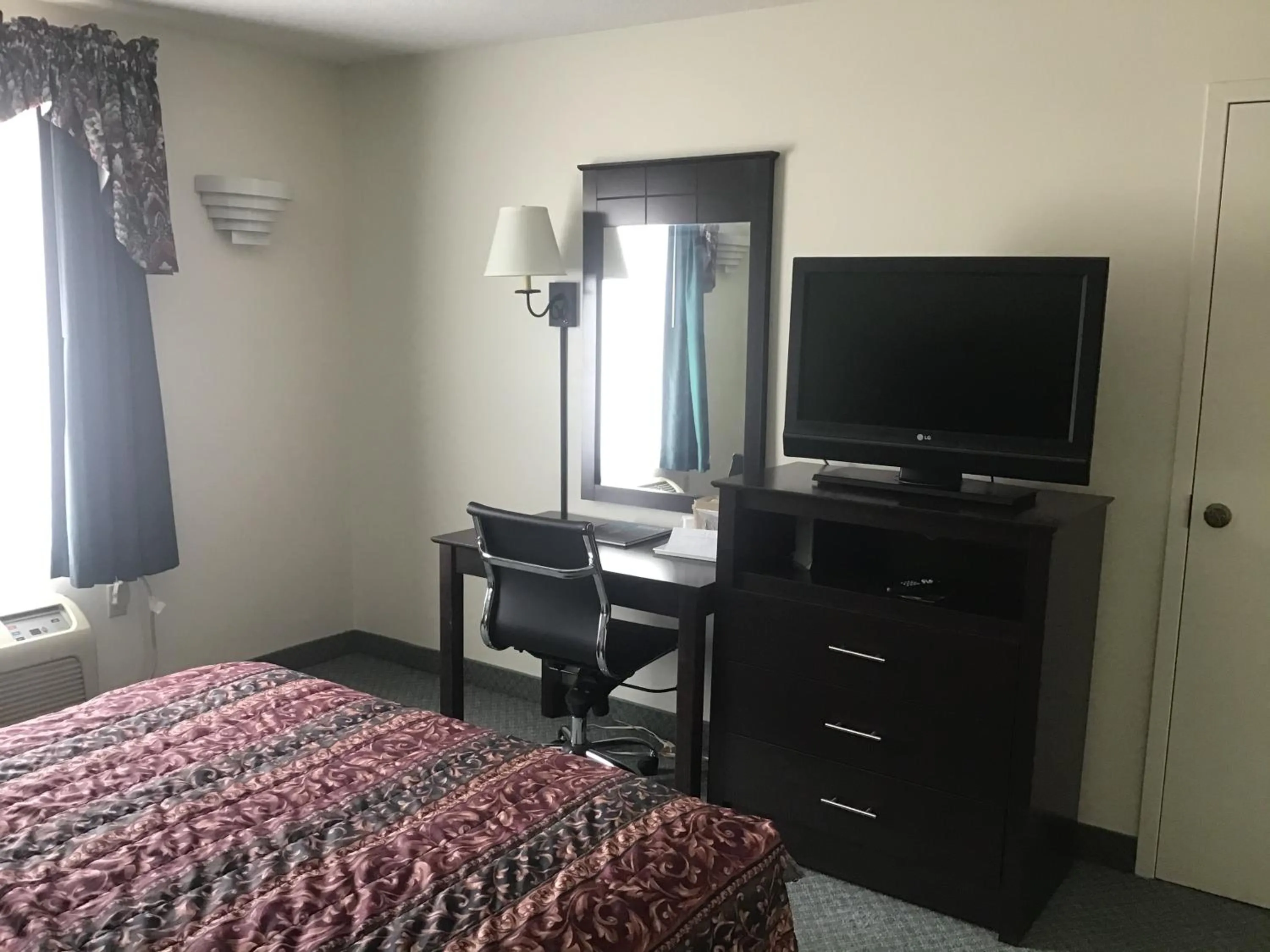 Bed in Anastasia Inn - Saint Augustine