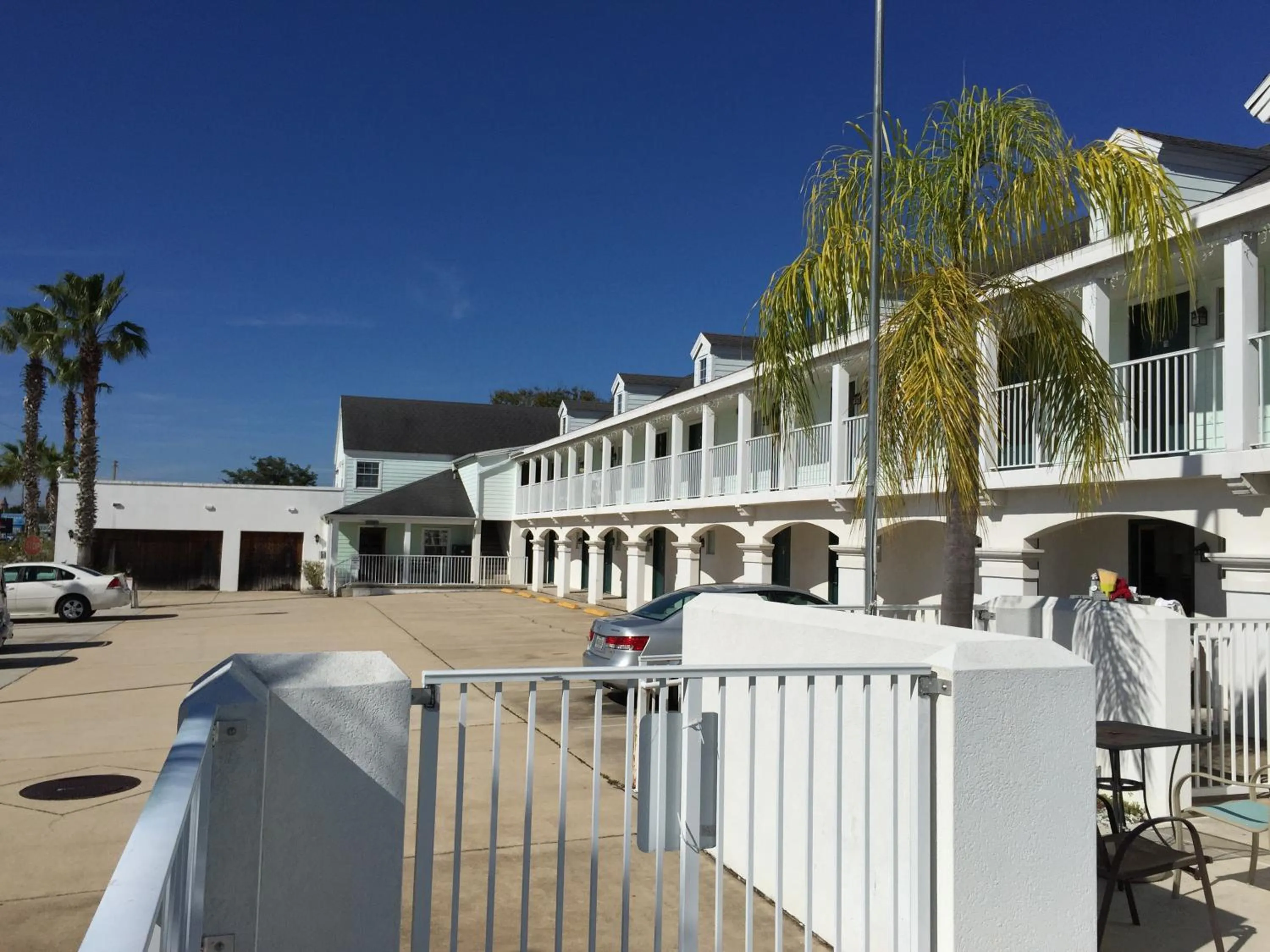 Facade/entrance in Anastasia Inn - Saint Augustine