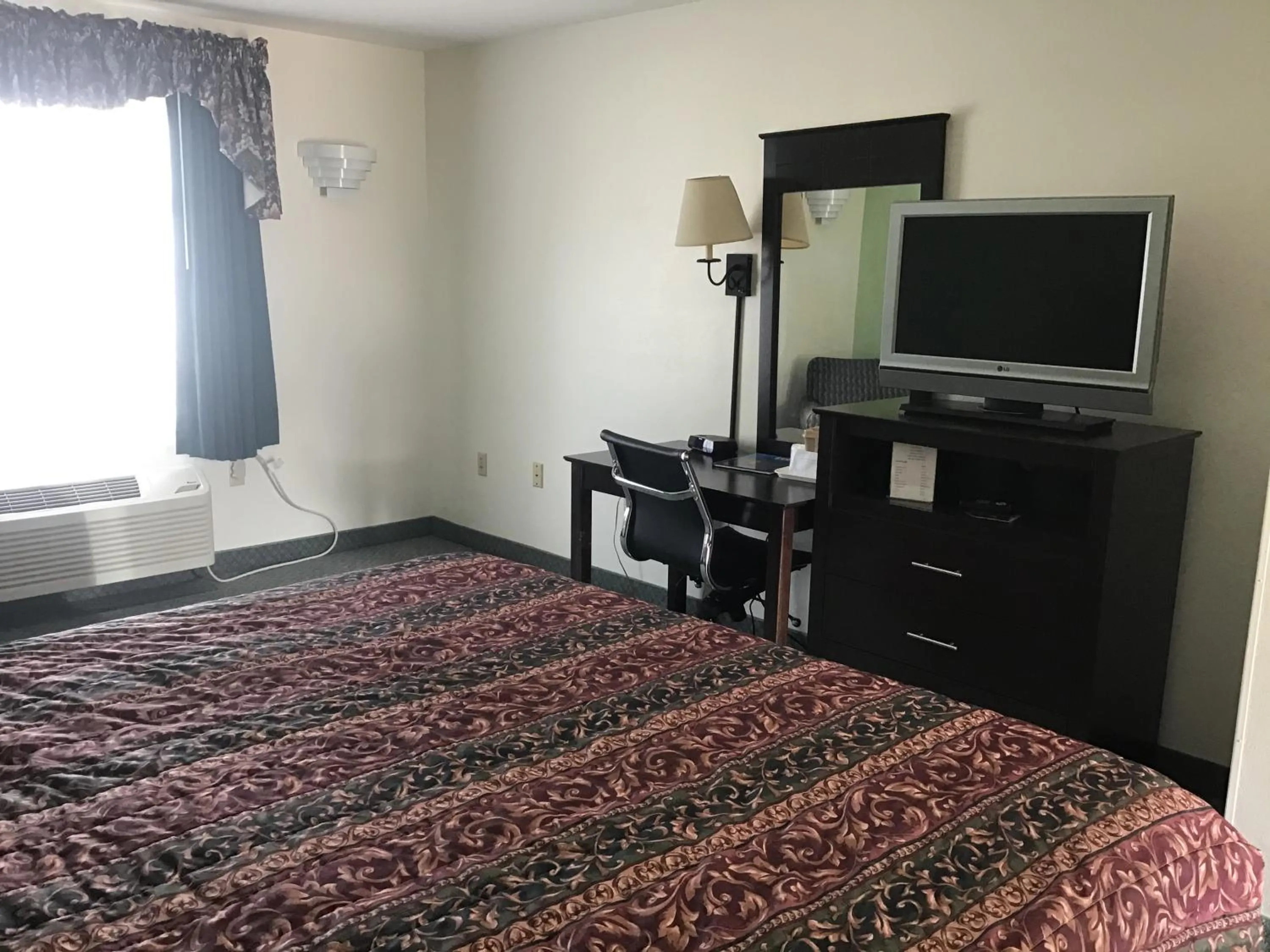 Bed in Anastasia Inn - Saint Augustine