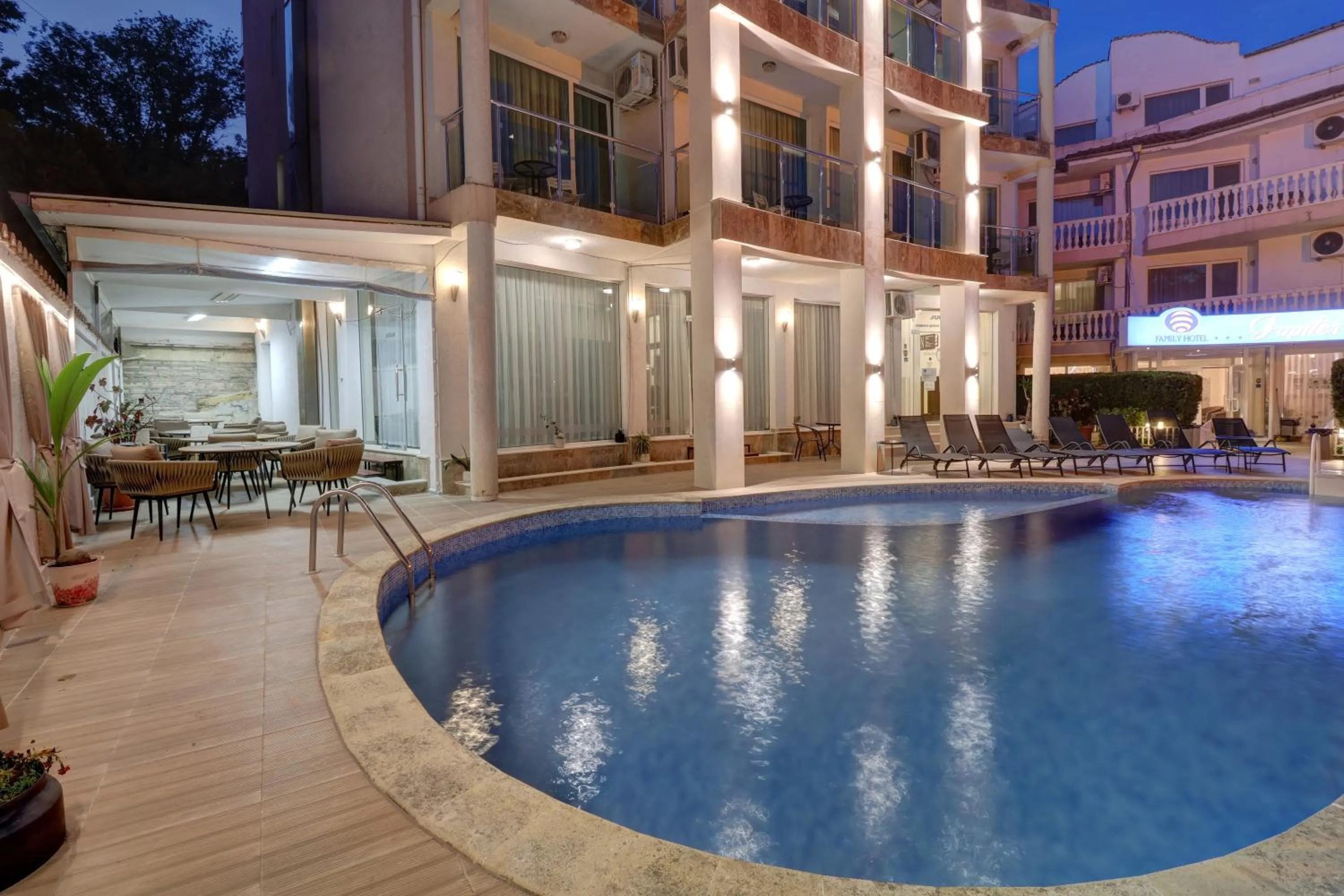 Property building in Family Hotel Jupiter