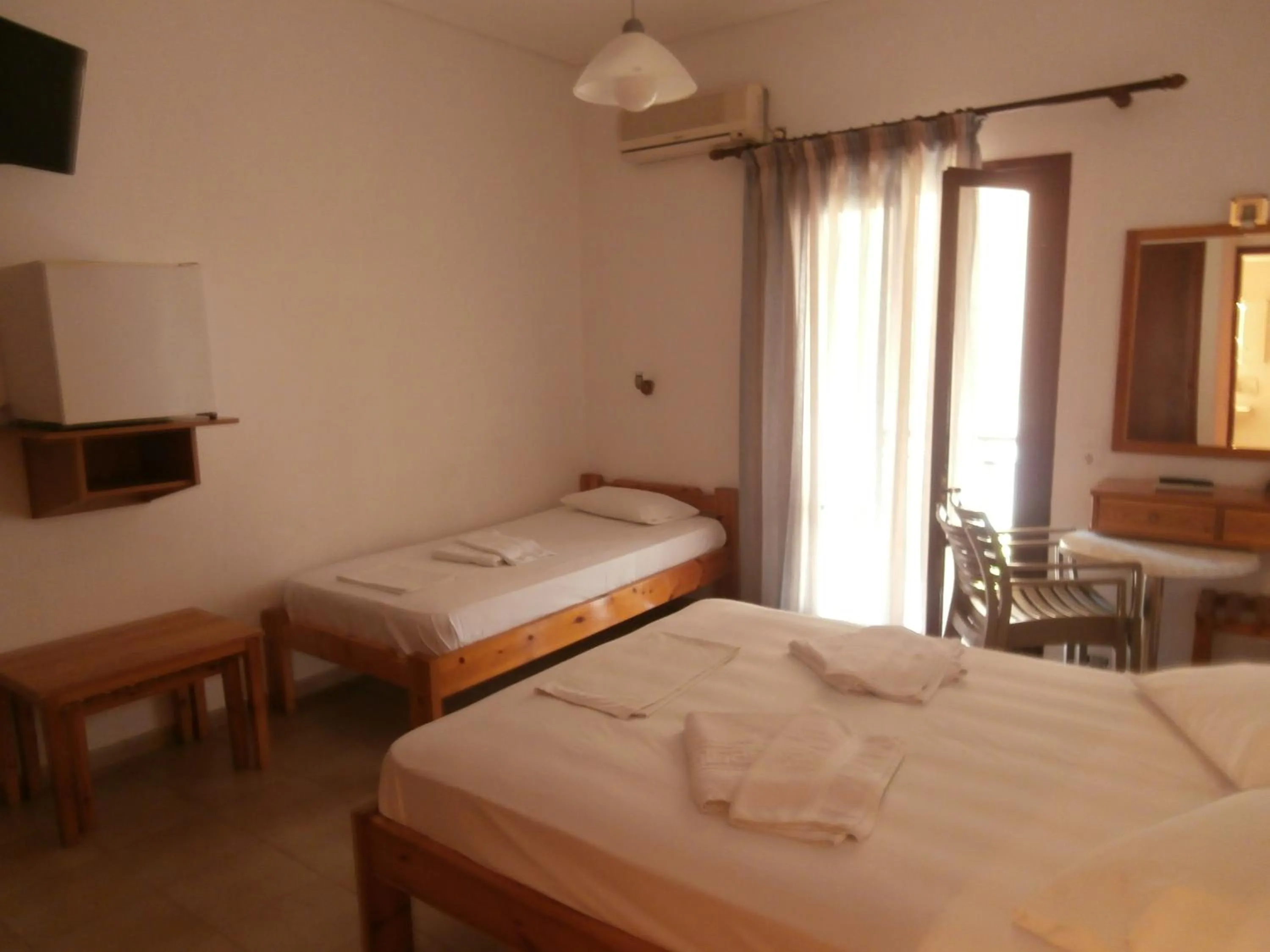 Triple Room in Hotel Aris