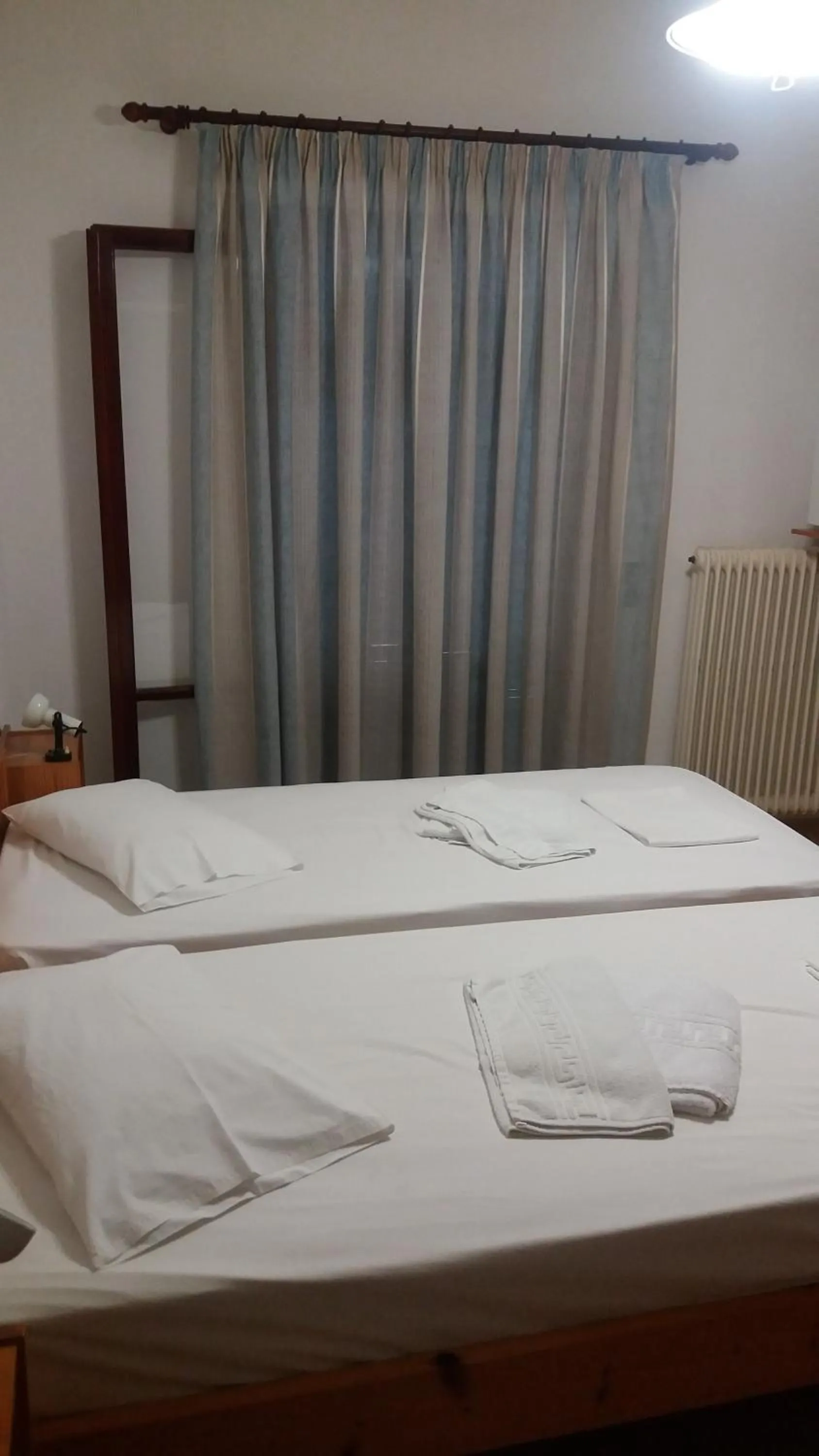 Twin Room in Hotel Aris