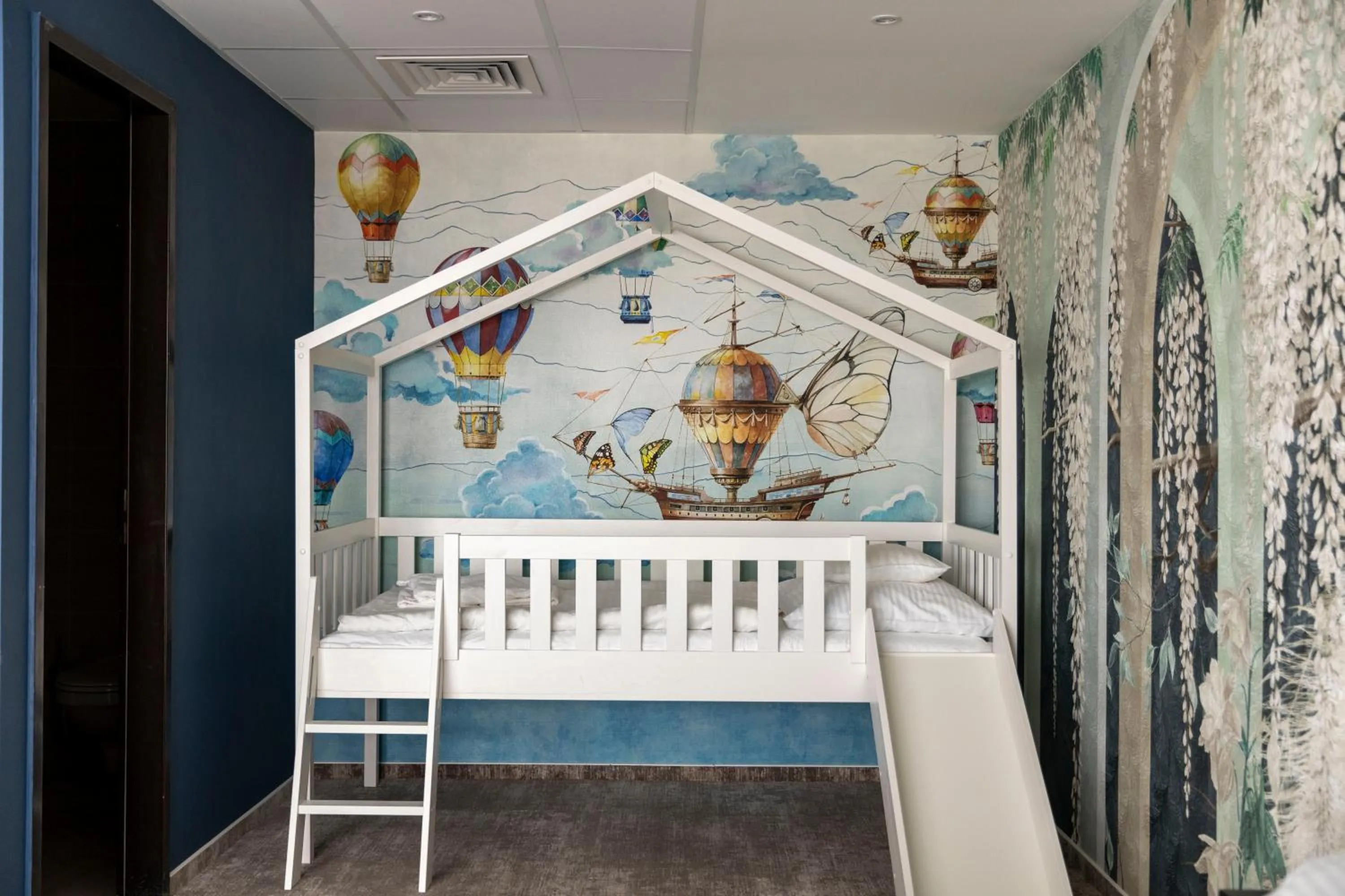 Kids's club, Bed in Hotel Atlantis Wellness & Conference