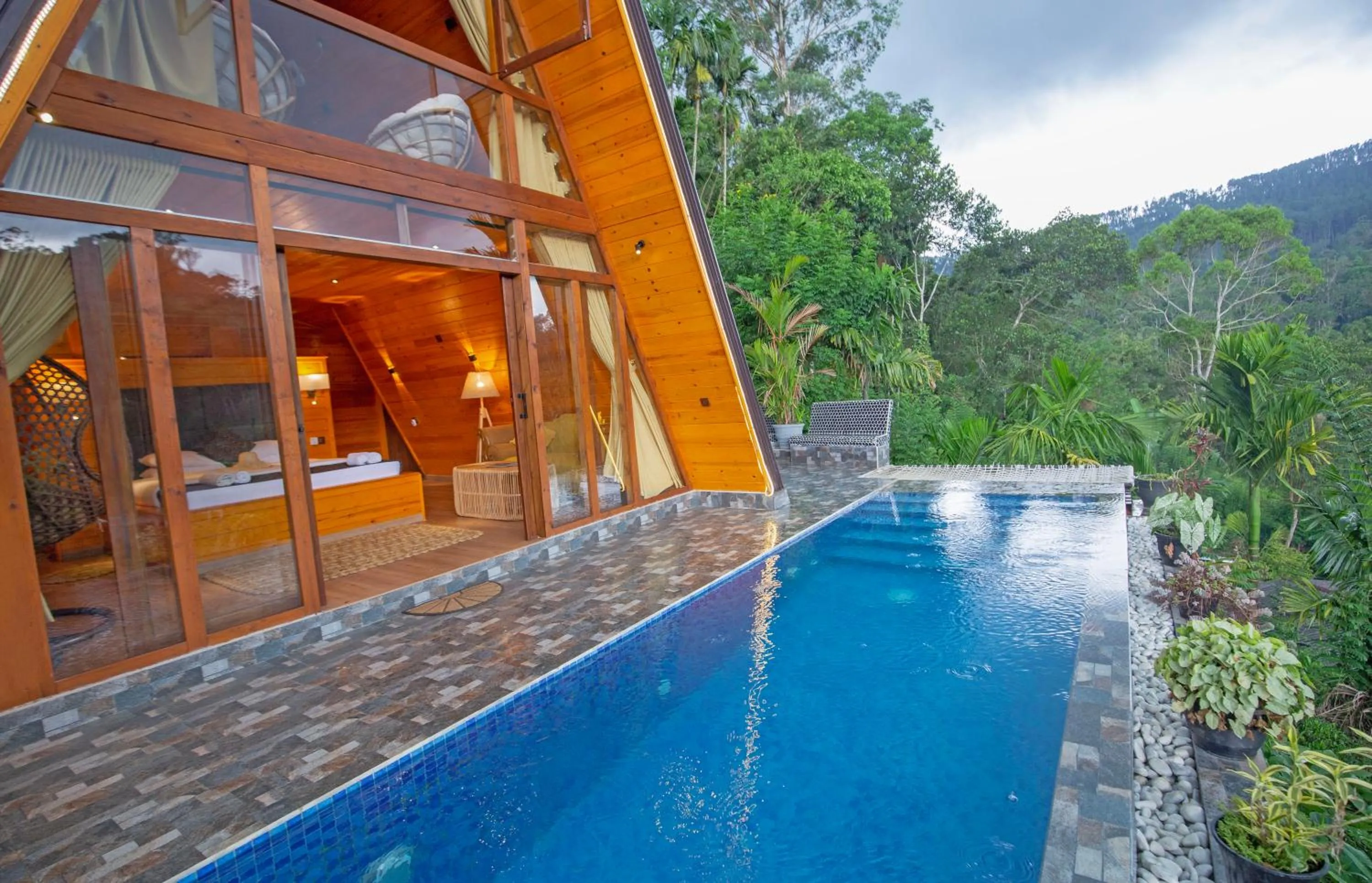 Superior Villa in Tea Cabins