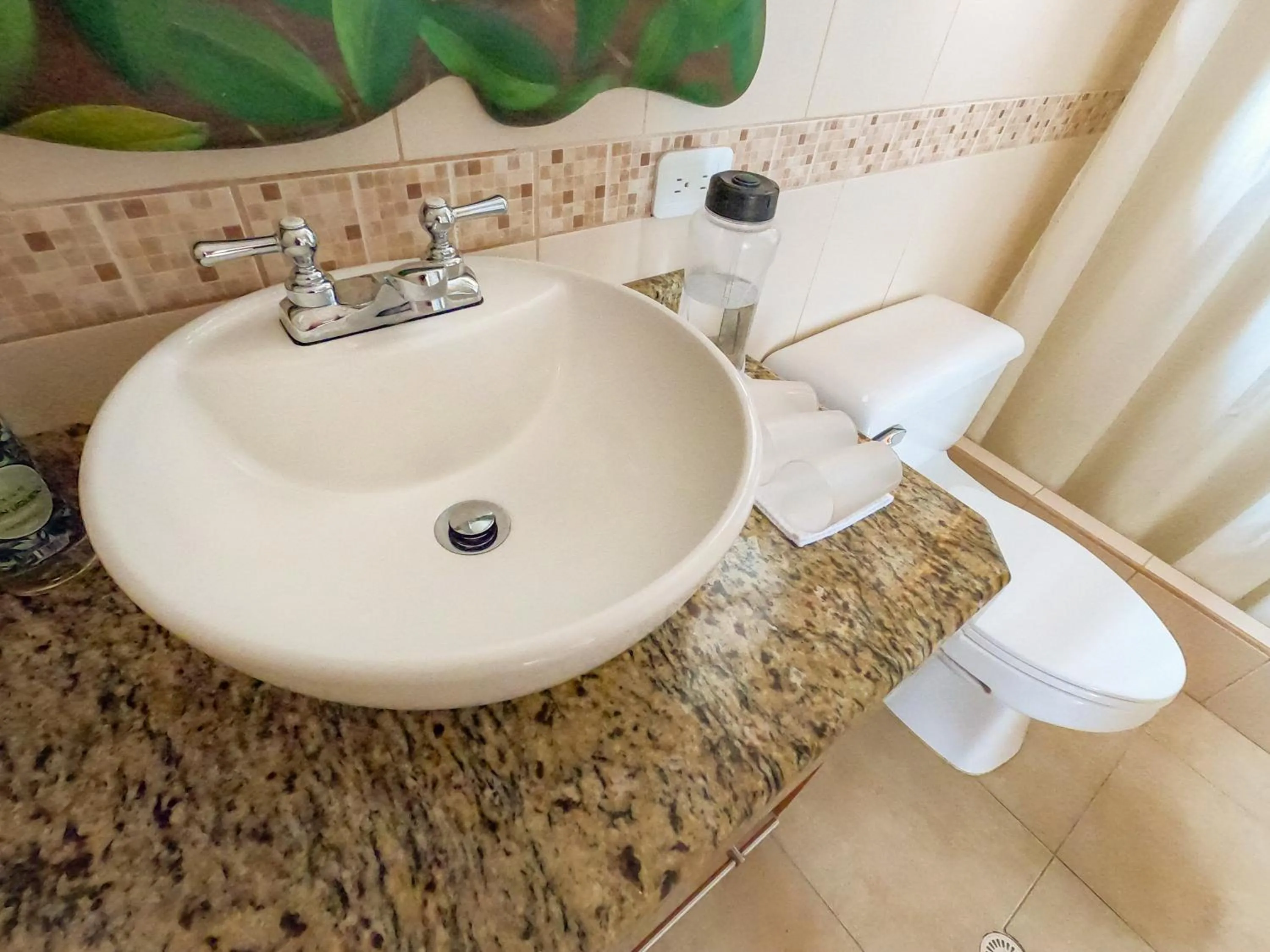 Bathroom in Hotel Galapagos Suites B&B