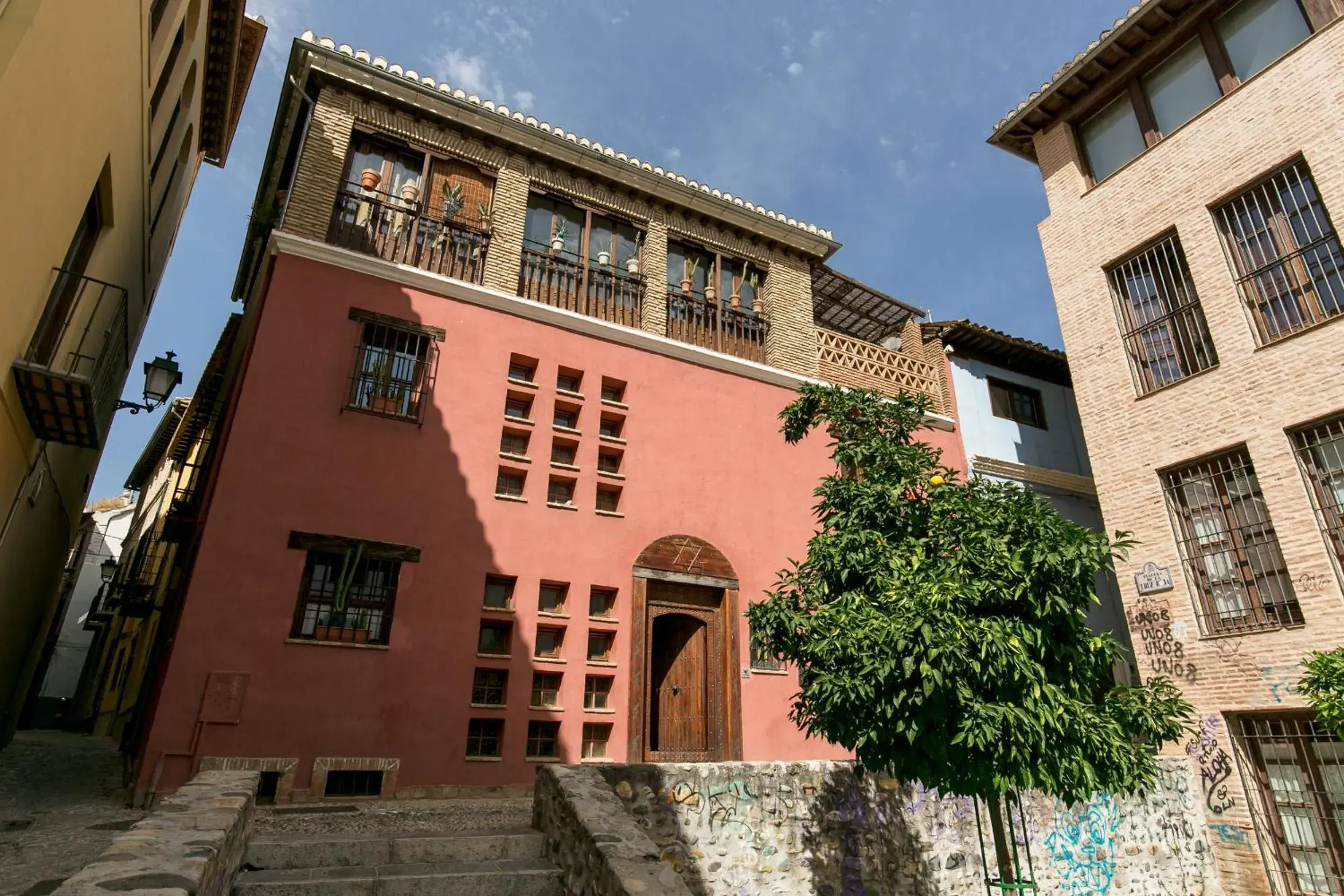 Charming Andalusian house - free parking Charming Andalusian house - free parking