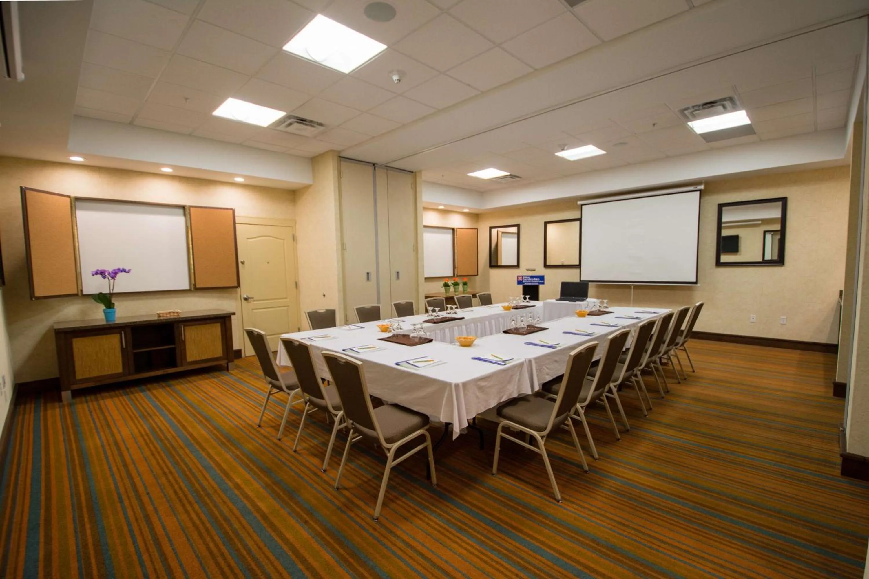 Meeting/conference room in Hilton Garden Inn Watertown