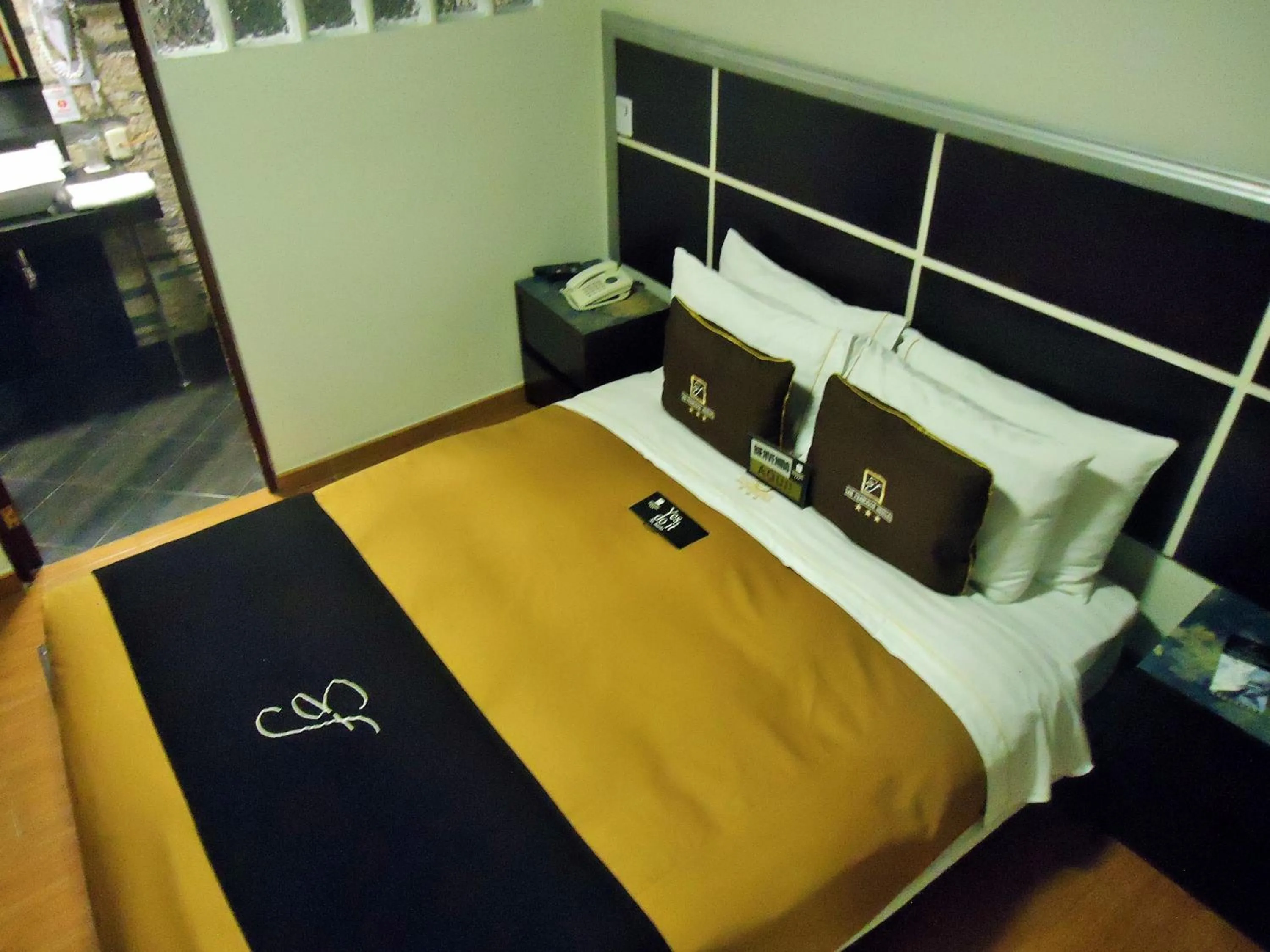 Bed in Hotel San Francisco Plaza