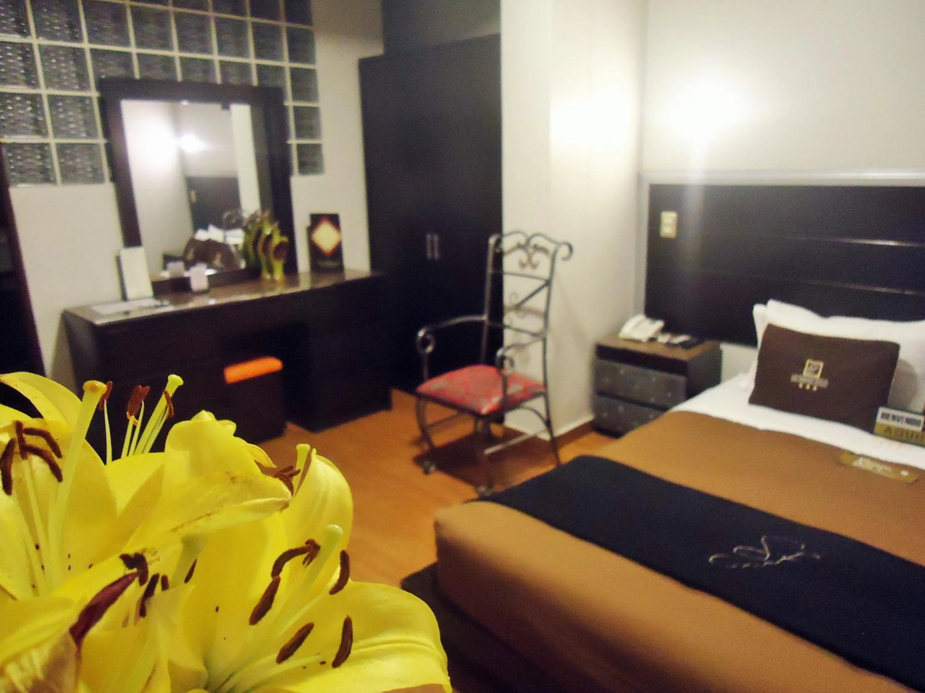 Bed in Hotel San Francisco Plaza