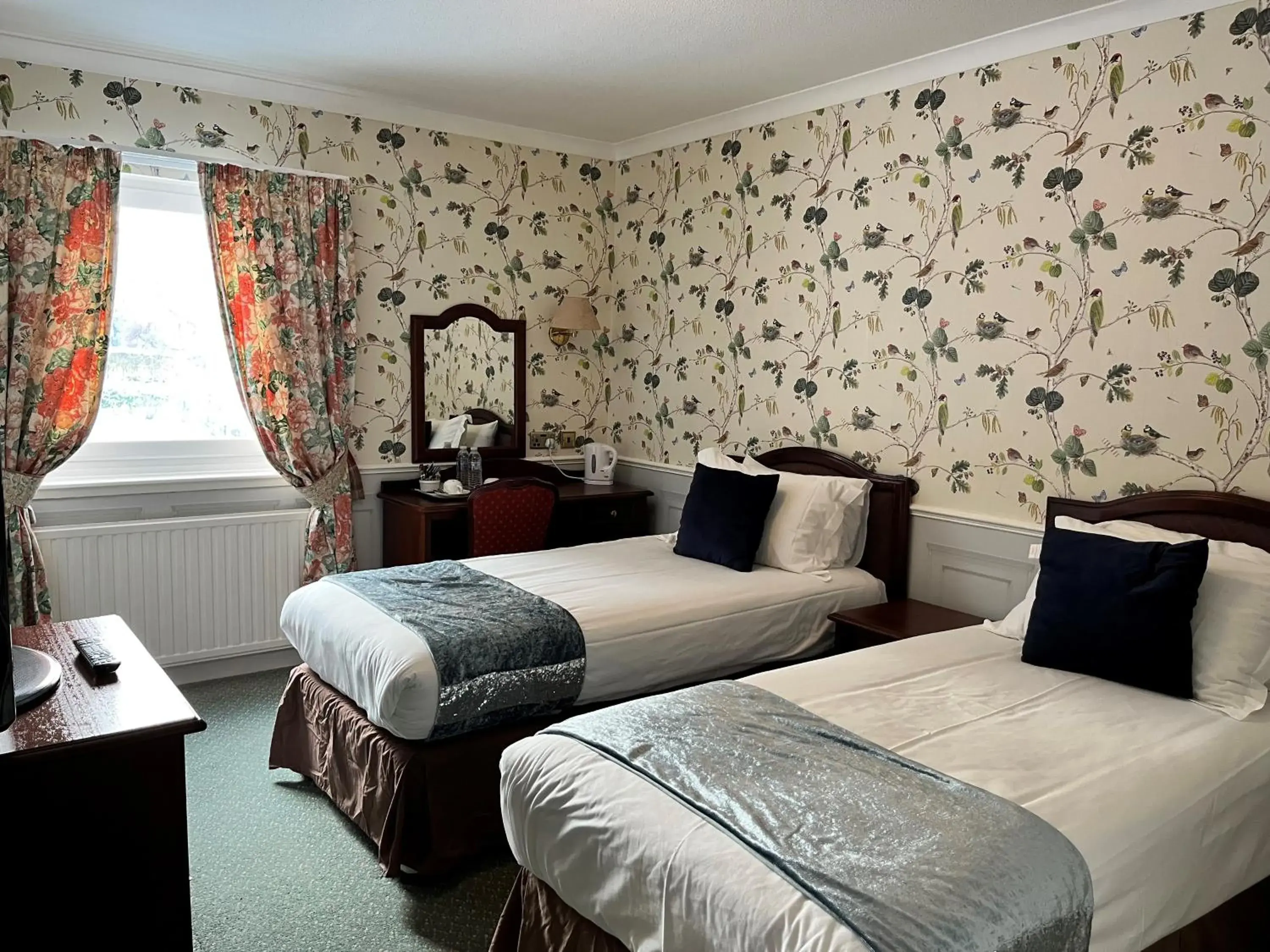 Twin Room with Private Bathroom - single occupancy in Ramnee Hotel Twin Room with Private Bathroom - single occupancy in Ramnee Hotel