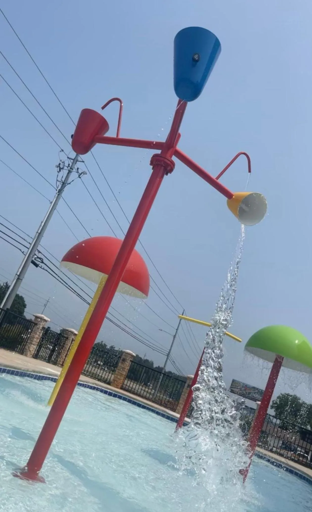 Swimming pool in Country Inn & Suites by Radisson, Sevierville-Kodak, TN