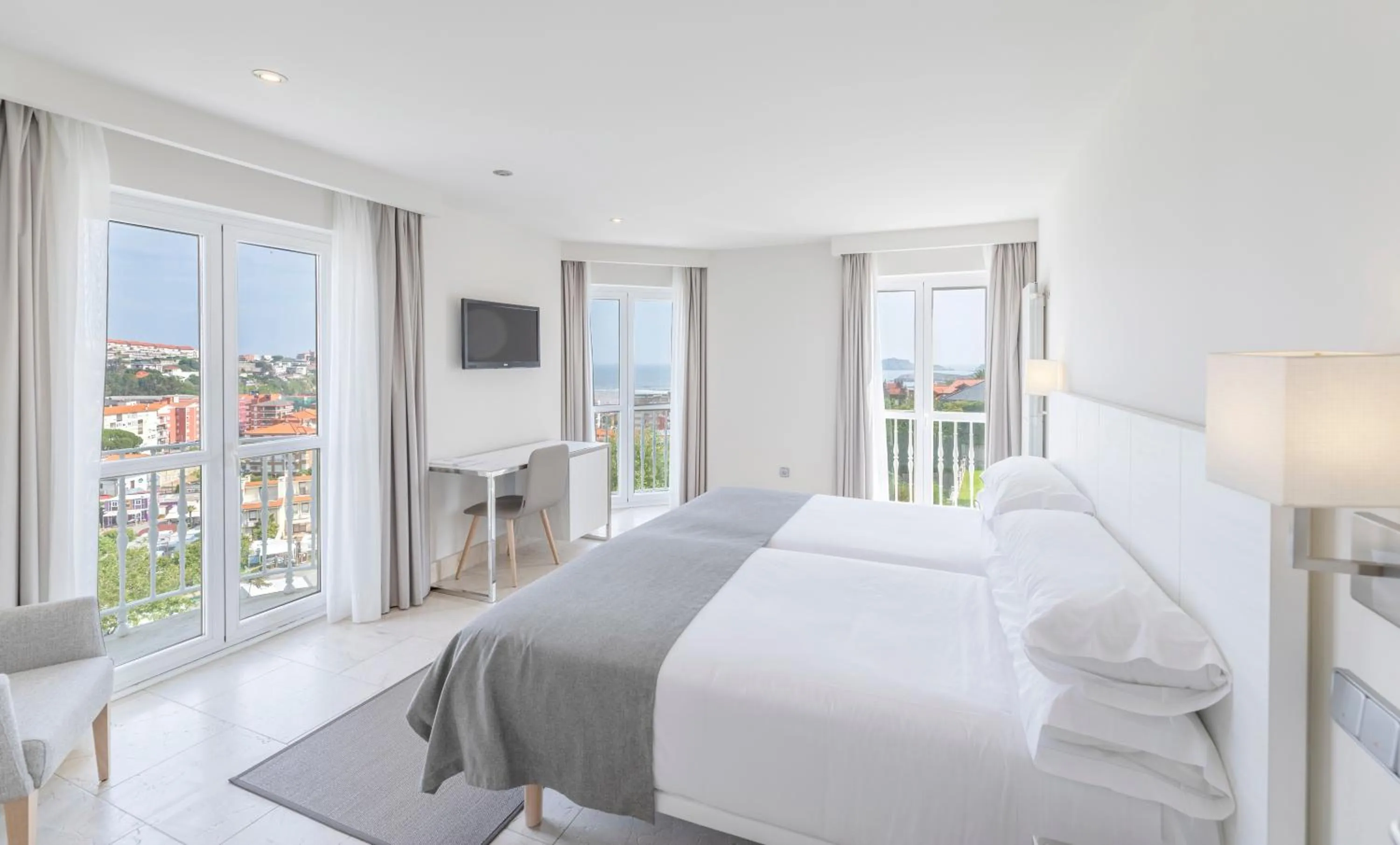 Double or Twin Room in Gran Hotel Suances
